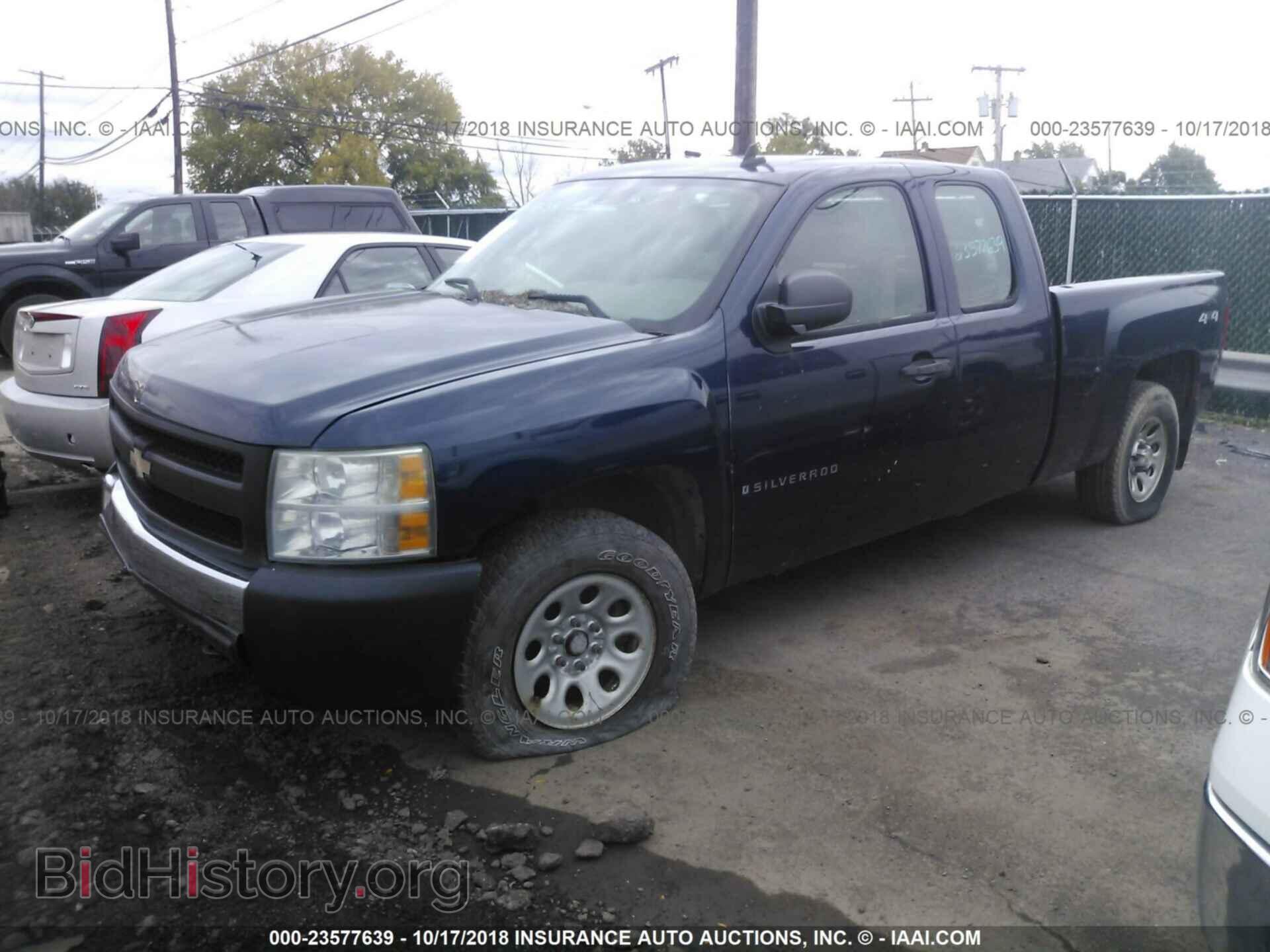 2007 CHEVROLET SILVERADO - VIN: 2GCEK190571593006 - Фото 2