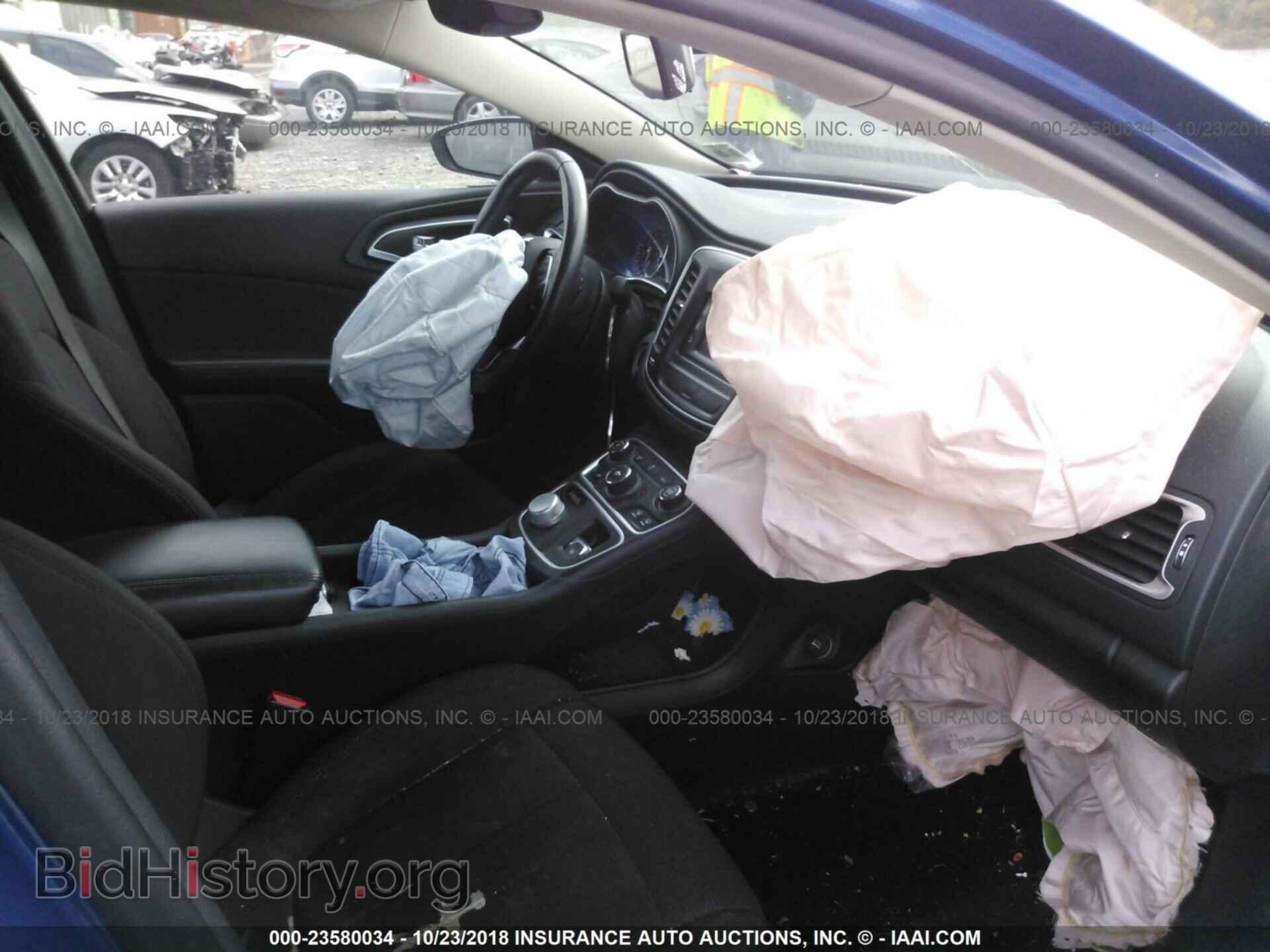 2015 Chrysler 200 - VIN: 1C3CCCABXFN632770 - Фото 5