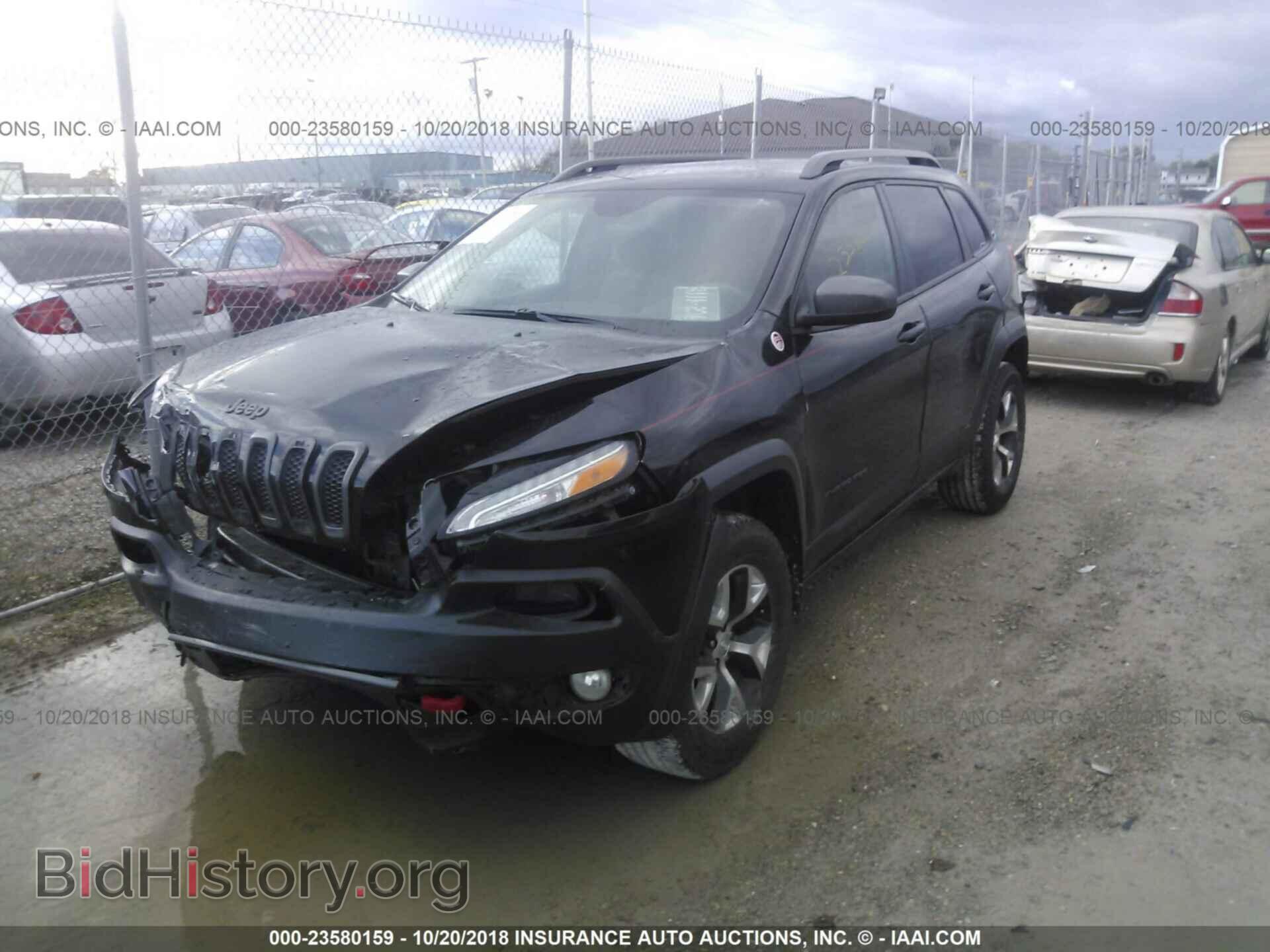 2014 Jeep Cherokee - VIN: 1C4PJMBBXEW157301 - Фото 2