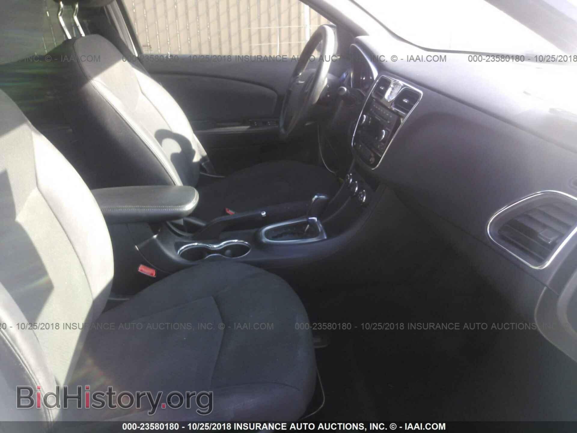 2012 Chrysler 200 - VIN: 1C3CCBAB9CN202282 - Photo 5