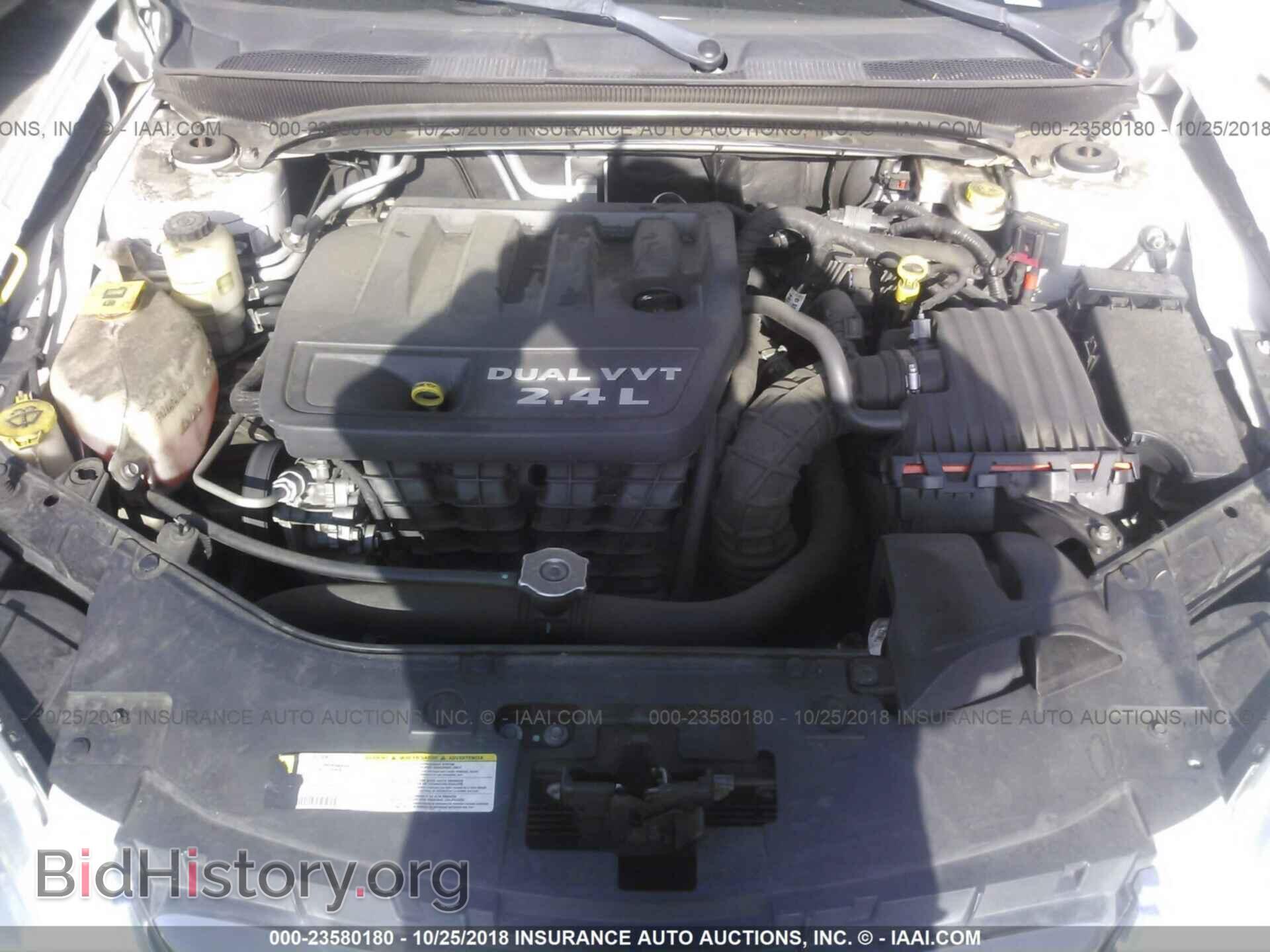 2012 Chrysler 200 - VIN: 1C3CCBAB9CN202282 - Photo 10