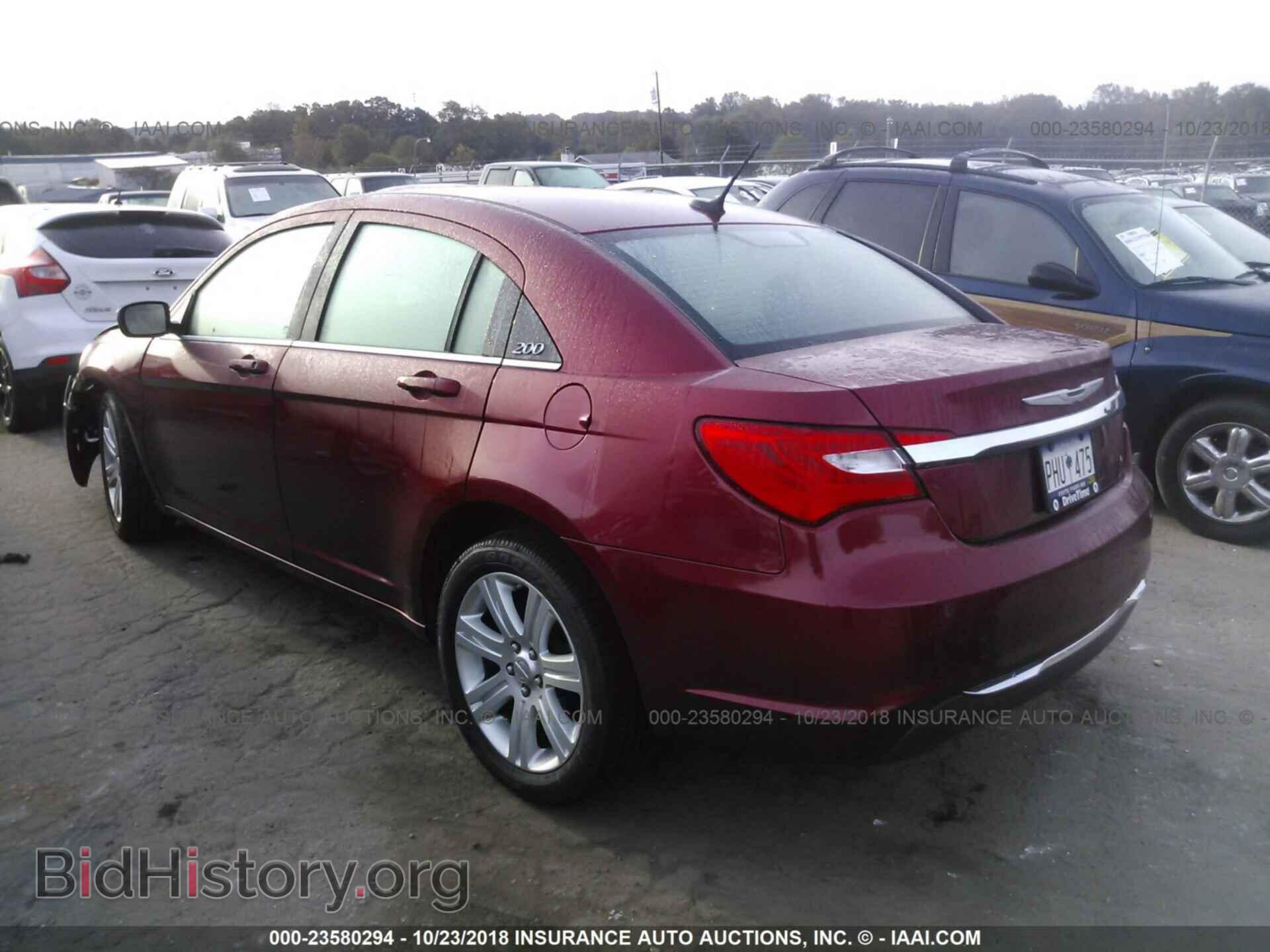 2013 Chrysler 200 - VIN: 1C3CCBAB3DN705470 - Фото 3