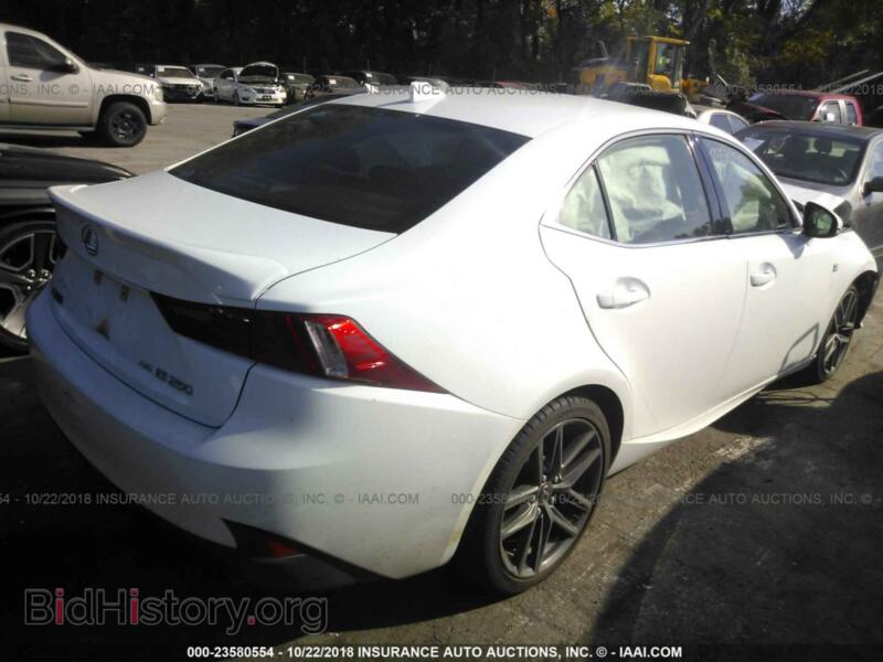 2015 Lexus IS (VIN JTHCF1D20F5020420) — фото 4 из 10