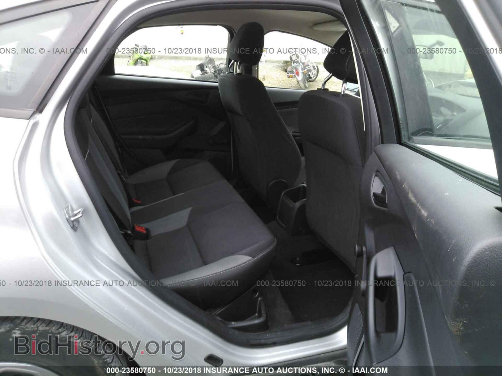 2014 Ford Focus - VIN: 1FADP3E21EL362617 - Photo 8