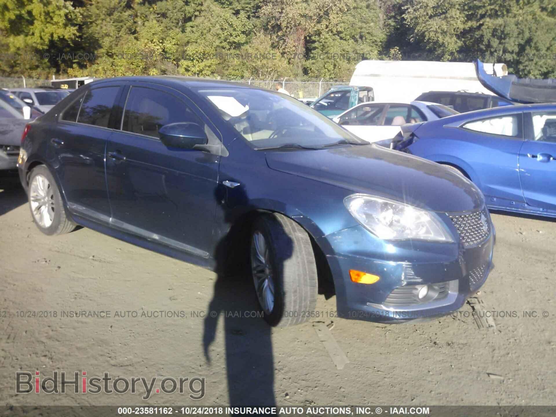 Фотография JS2RF9A86C6100710 - Suzuki Kizashi 2012