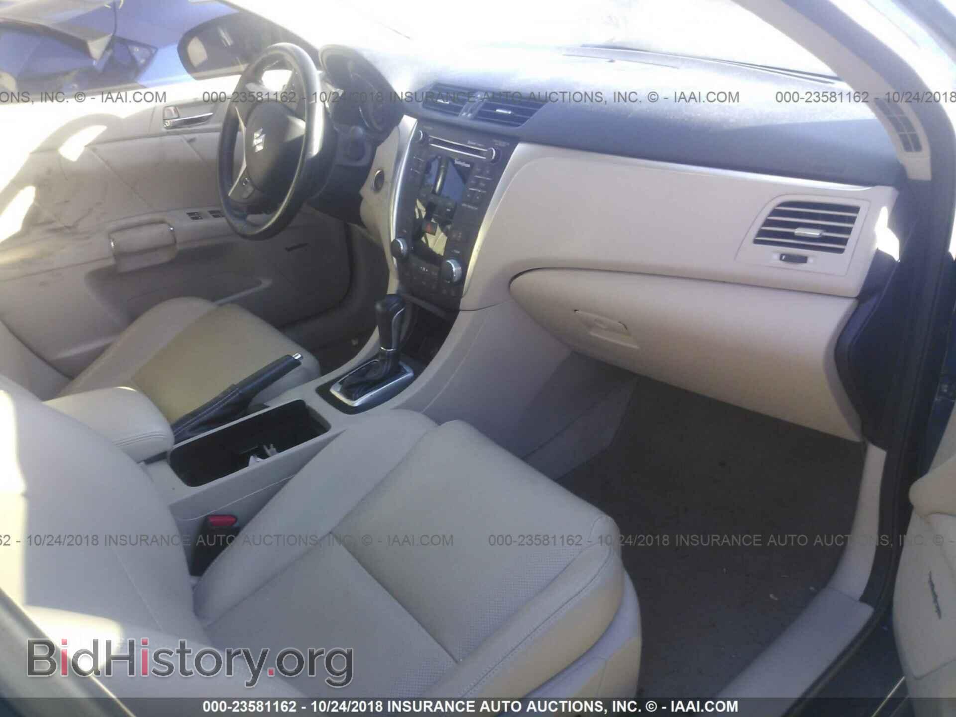 2012 Suzuki Kizashi - VIN: JS2RF9A86C6100710 - Photo 5