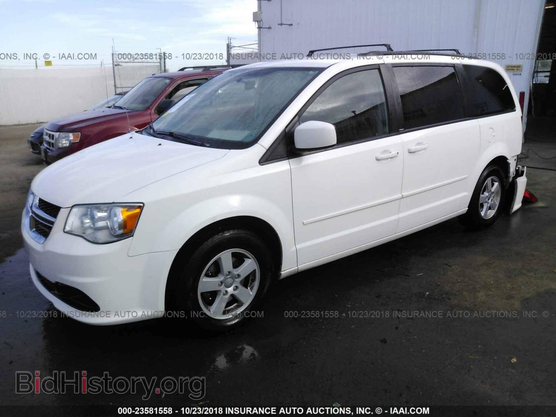 2012 Dodge Grand caravan - VIN: 2C4RDGCG2CR241808 - Фото 2