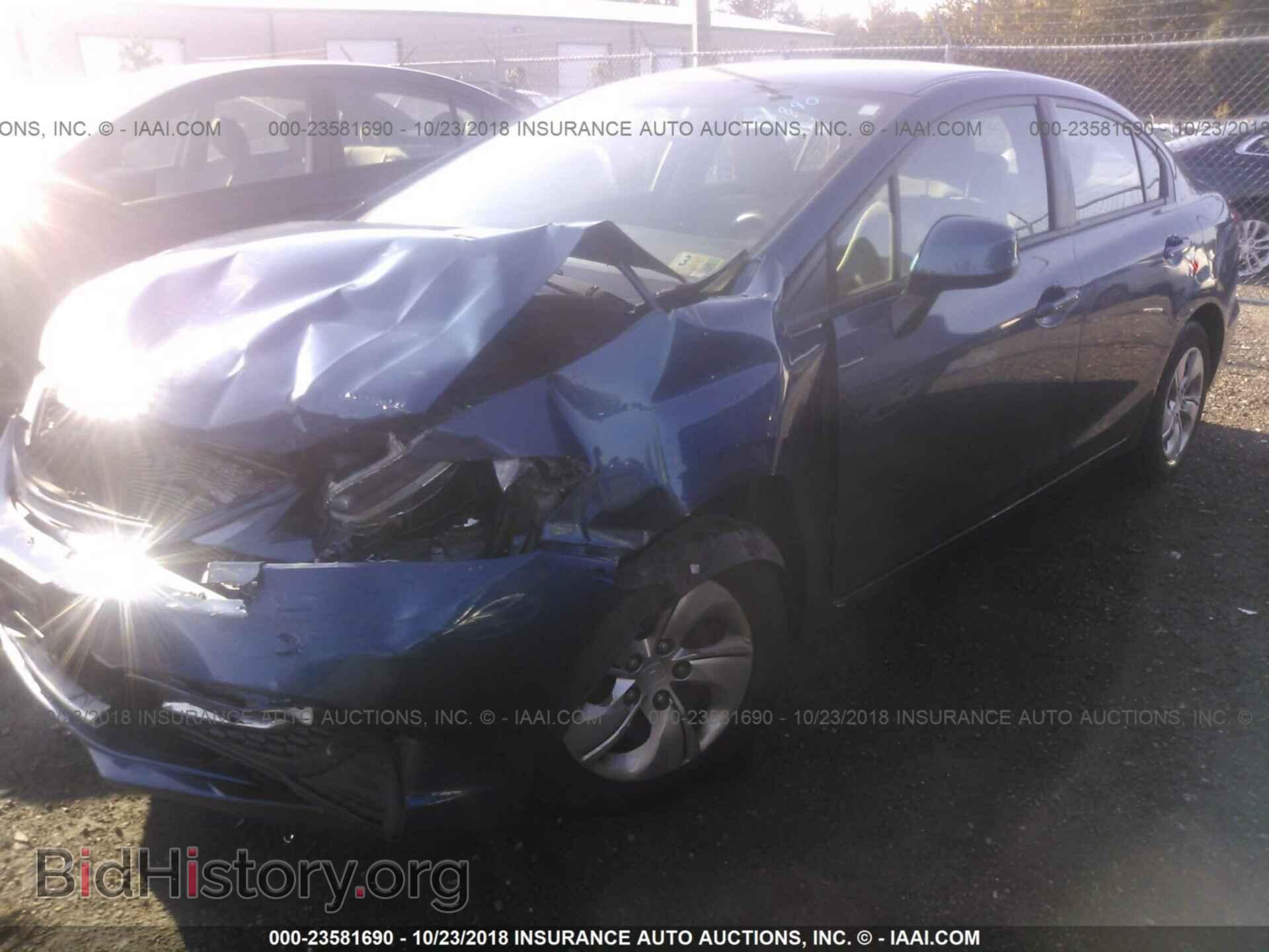 2013 Honda Civic - VIN: 19XFB2F57DE216766 - Фото 2