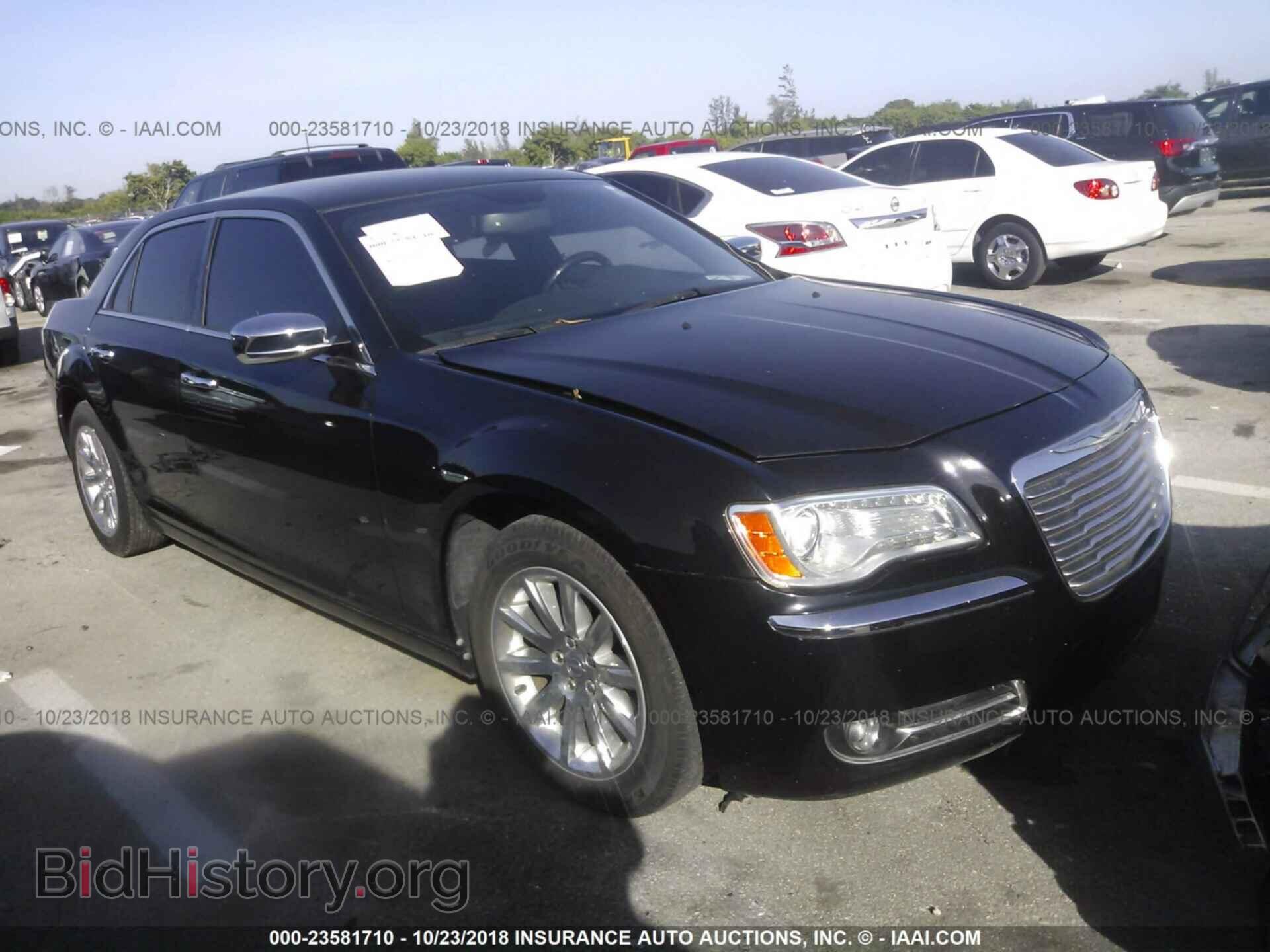 Фотография 2C3CCAET3DH657331 - Chrysler 300c 2013