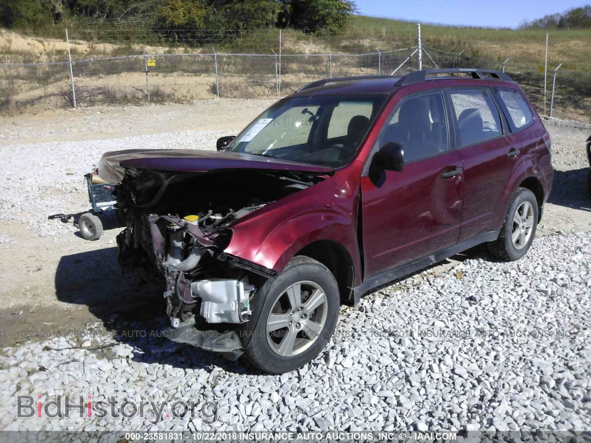 2011 Subaru Forester - VIN: JF2SHABC7BG772800 - Фото 2
