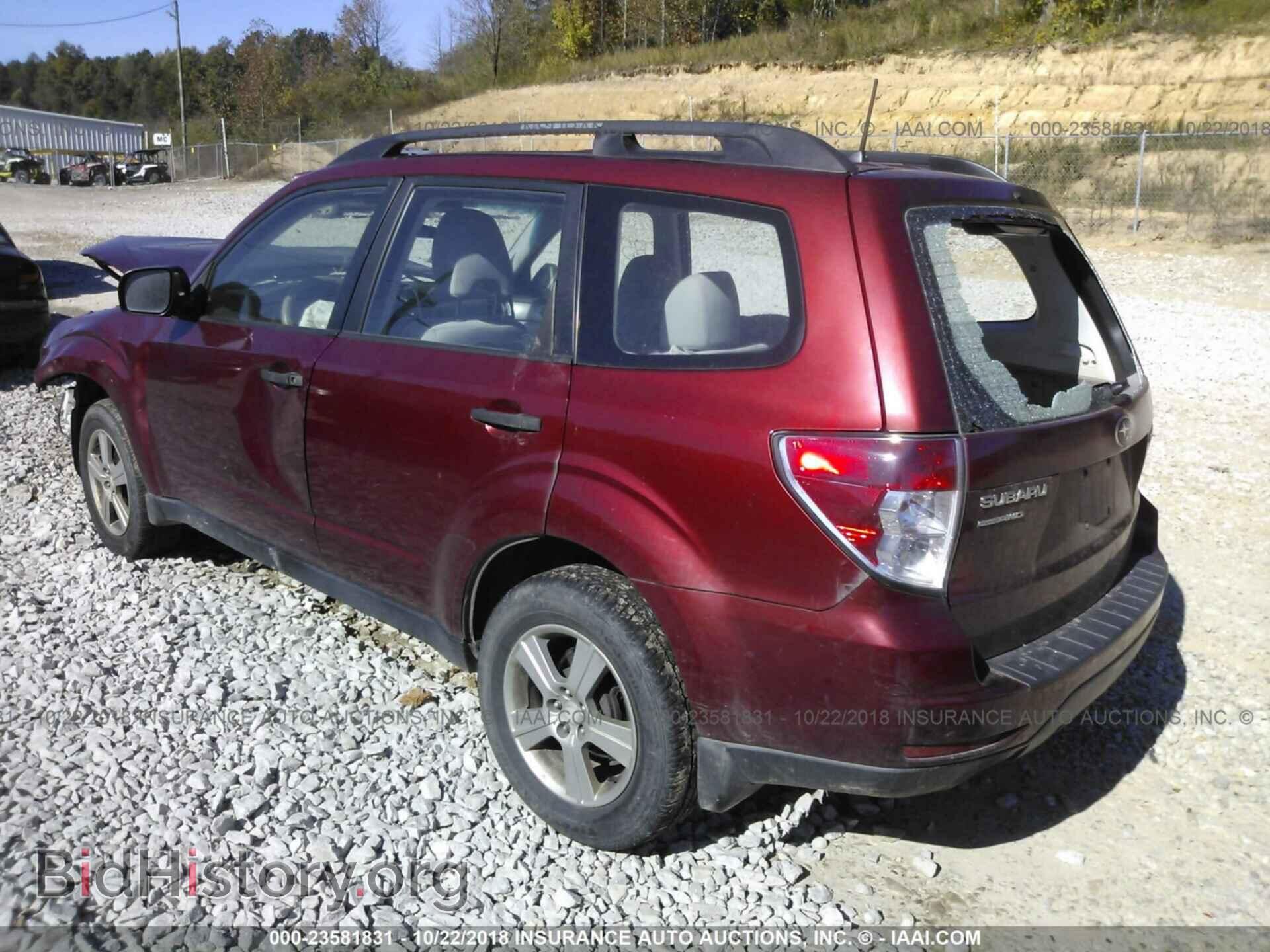 2011 Subaru Forester - VIN: JF2SHABC7BG772800 - Фото 3