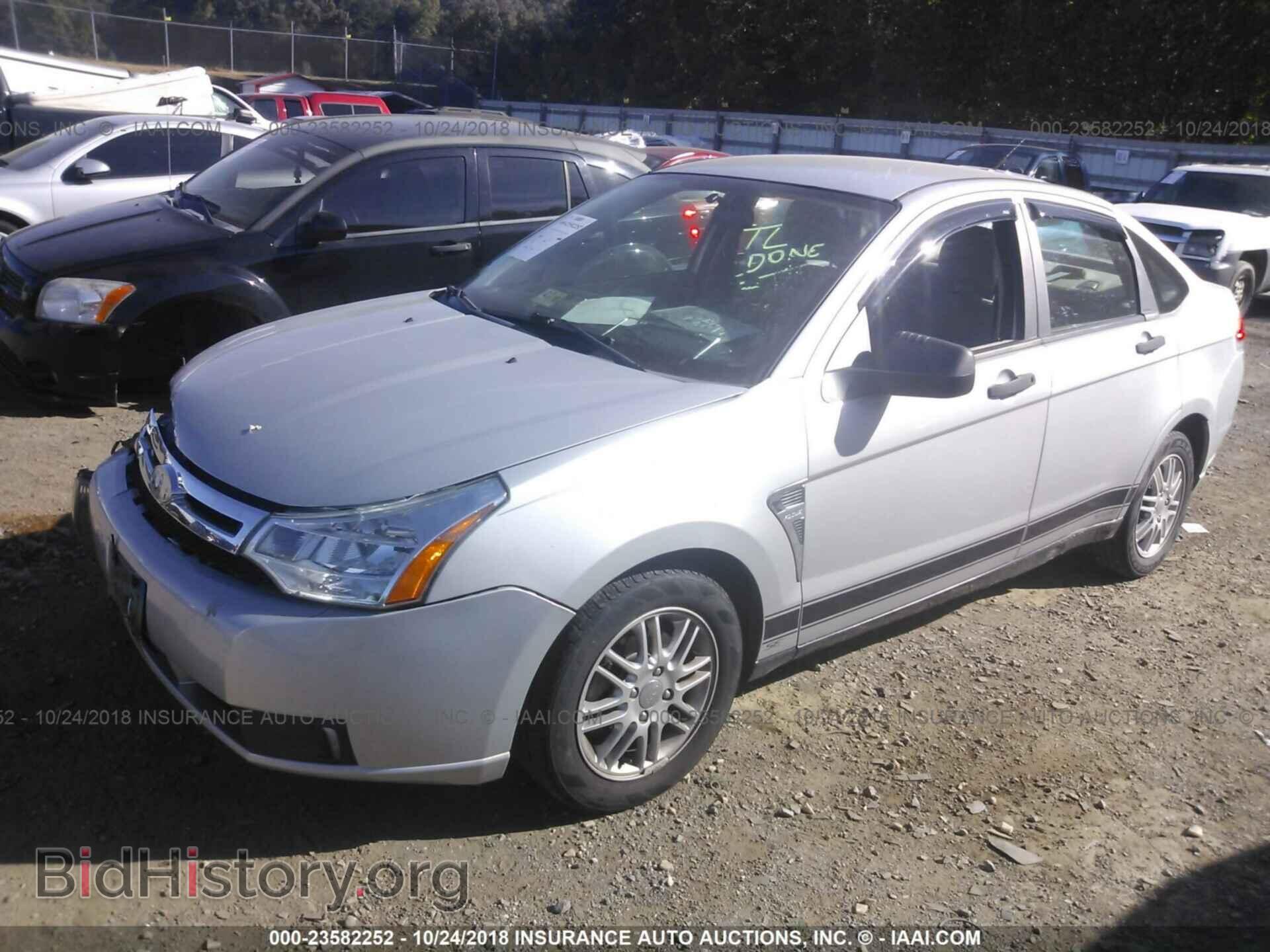 2008 FORD FOCUS - VIN: 1FAHP35N58W212864 - Фото 2