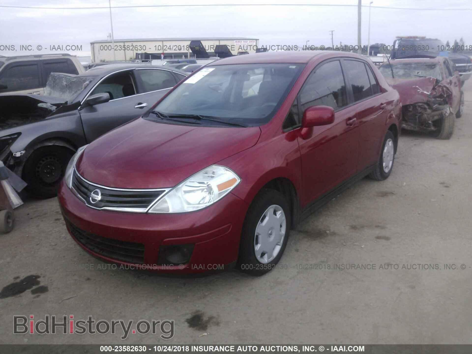 2011 Nissan Versa - VIN: 3N1BC1AP0BL485279 - Фото 2