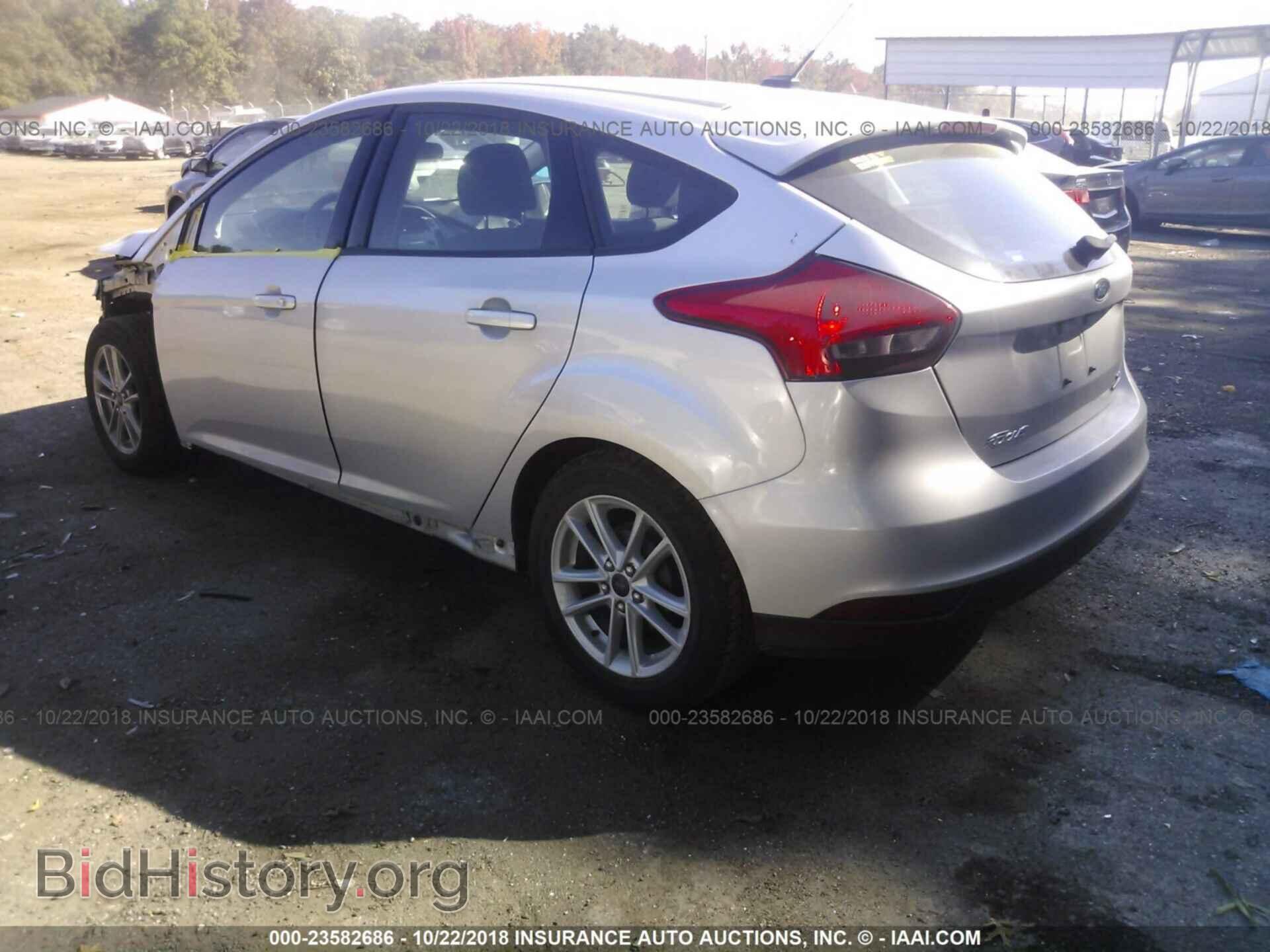 2016 Ford Focus - VIN: 1FADP3K24GL235089 - Фото 3