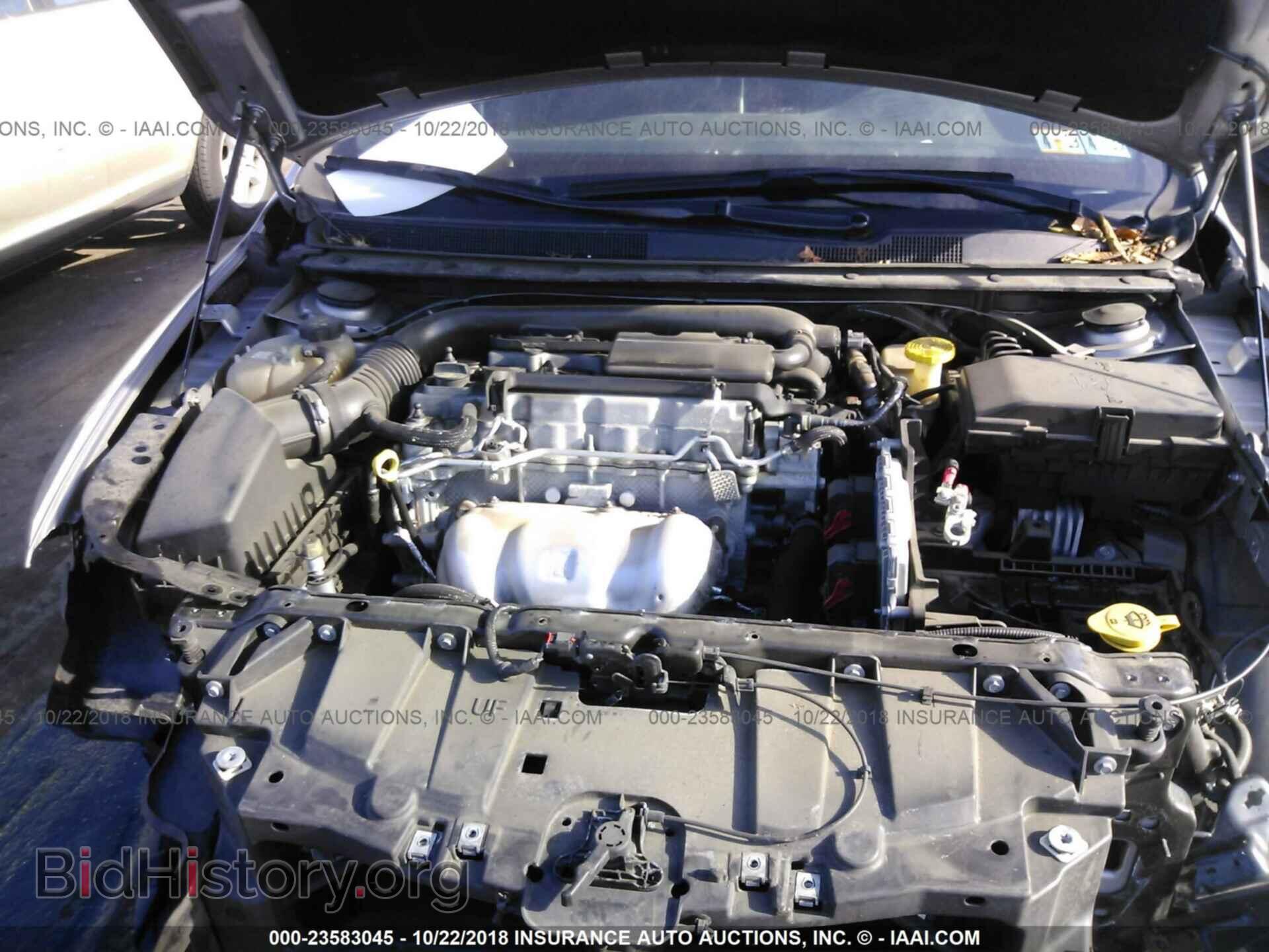 2016 CHRYSLER 200 - VIN: 1C3CCCBB5GN162017 - Фото 10