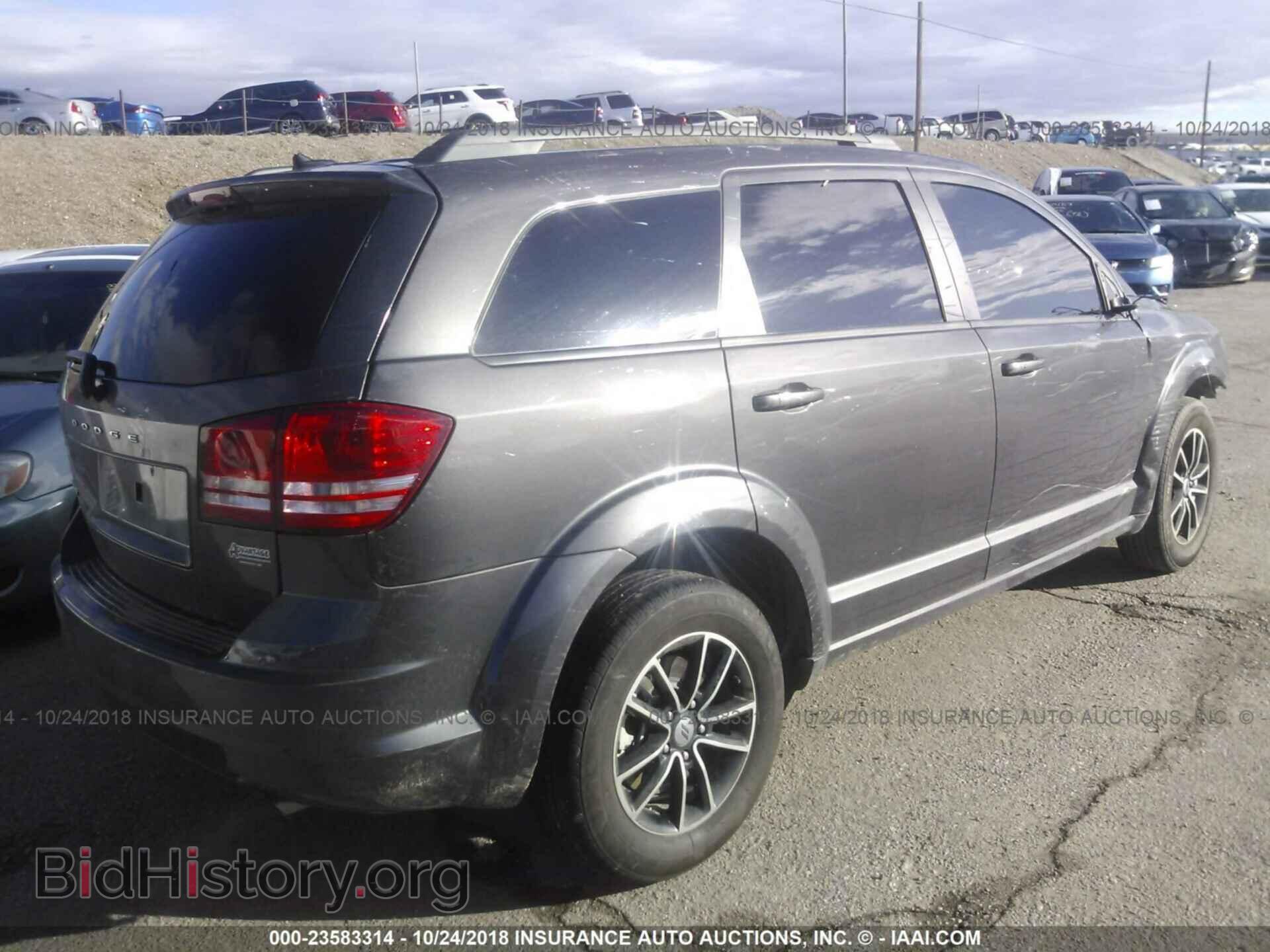 2018 Dodge Journey - VIN: 3C4PDCAB3JT152170 - Photo 4