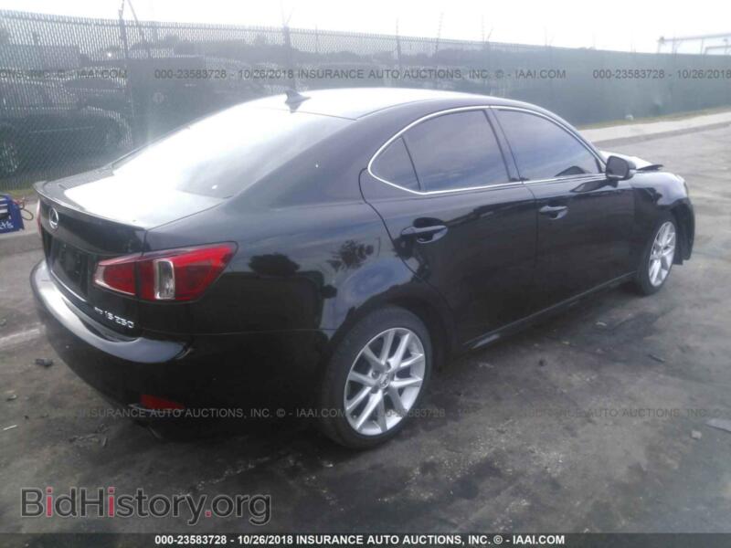 2012 Lexus IS (VIN JTHCF5C21C5054046) — фото 4 из 10
