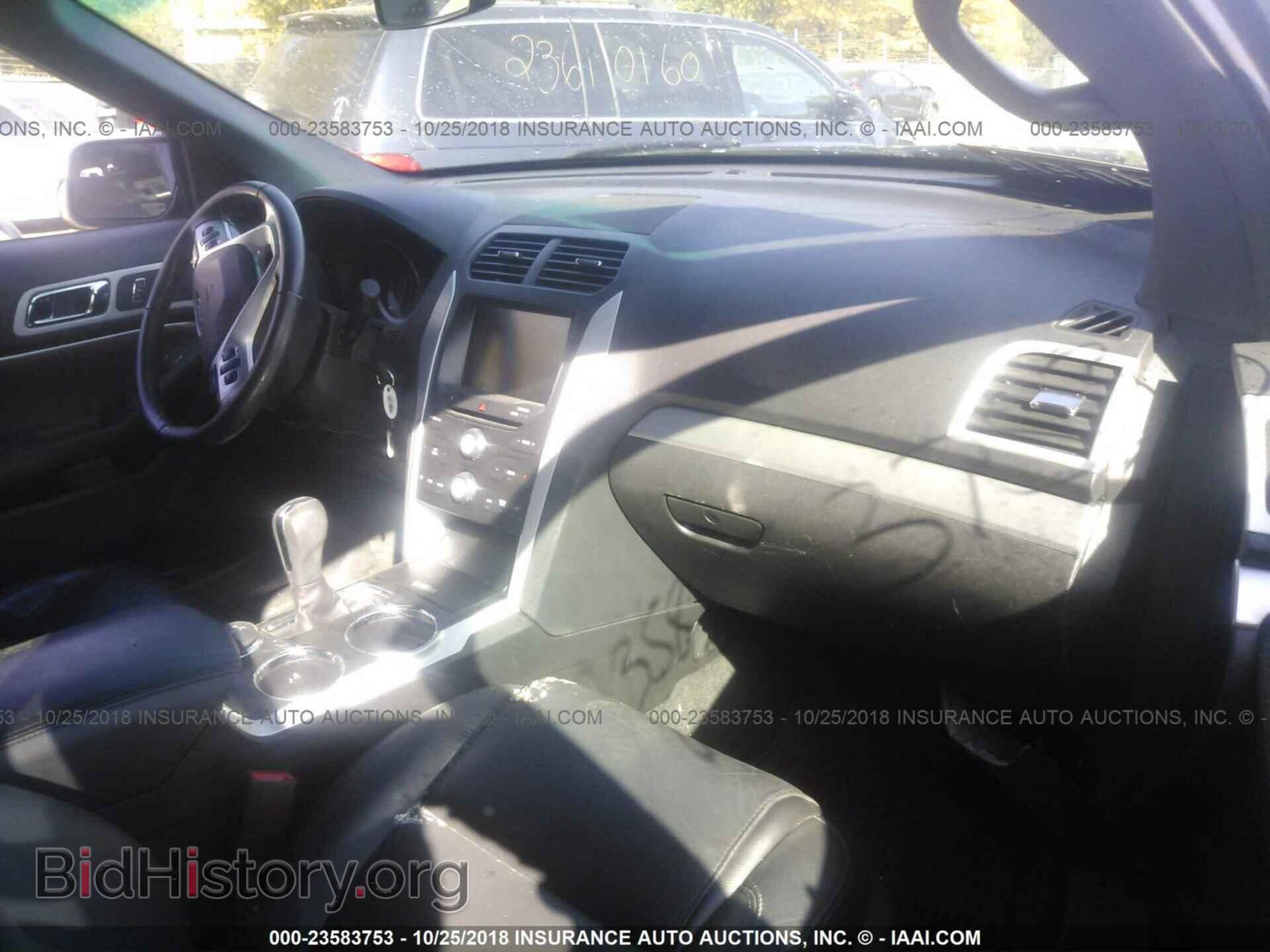 2014 Ford Explorer - VIN: 1FM5K8D8XEGB14113 - Фото 5