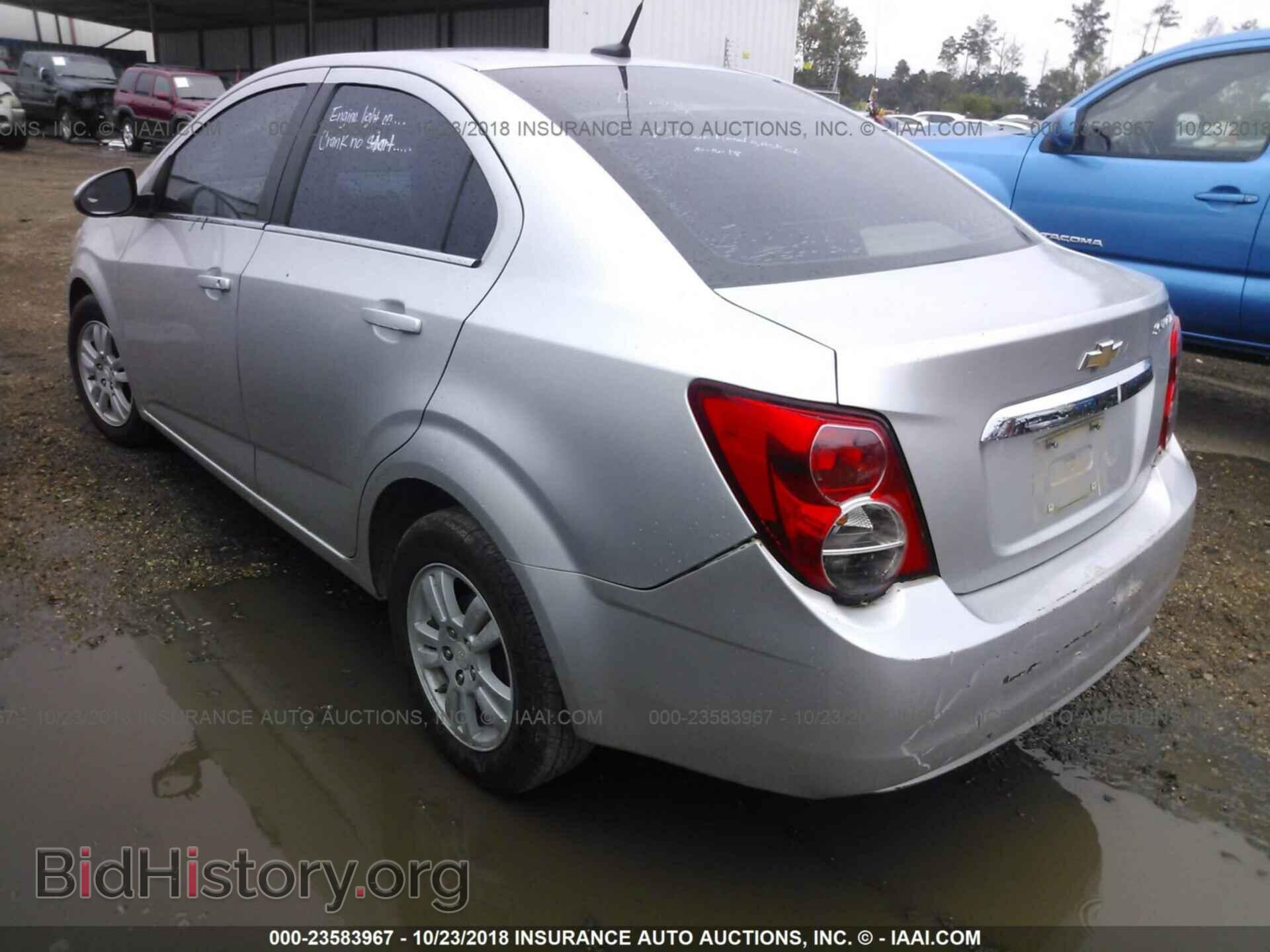 2014 Chevrolet Sonic - VIN: 1G1JC5SH4E4149466 - Фото 3