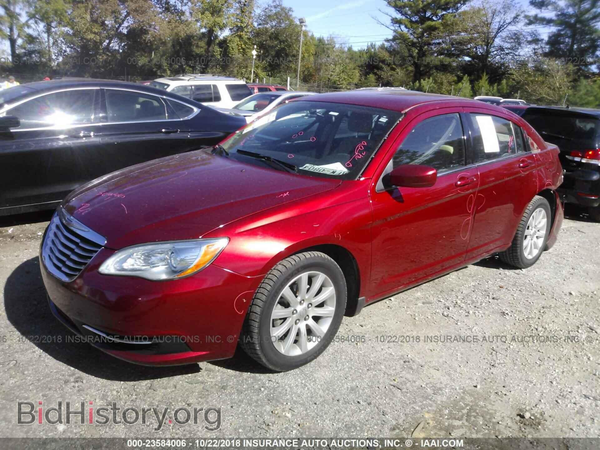 2012 Chrysler 200 - VIN: 1C3CCBBB4CN267264 - Фото 2