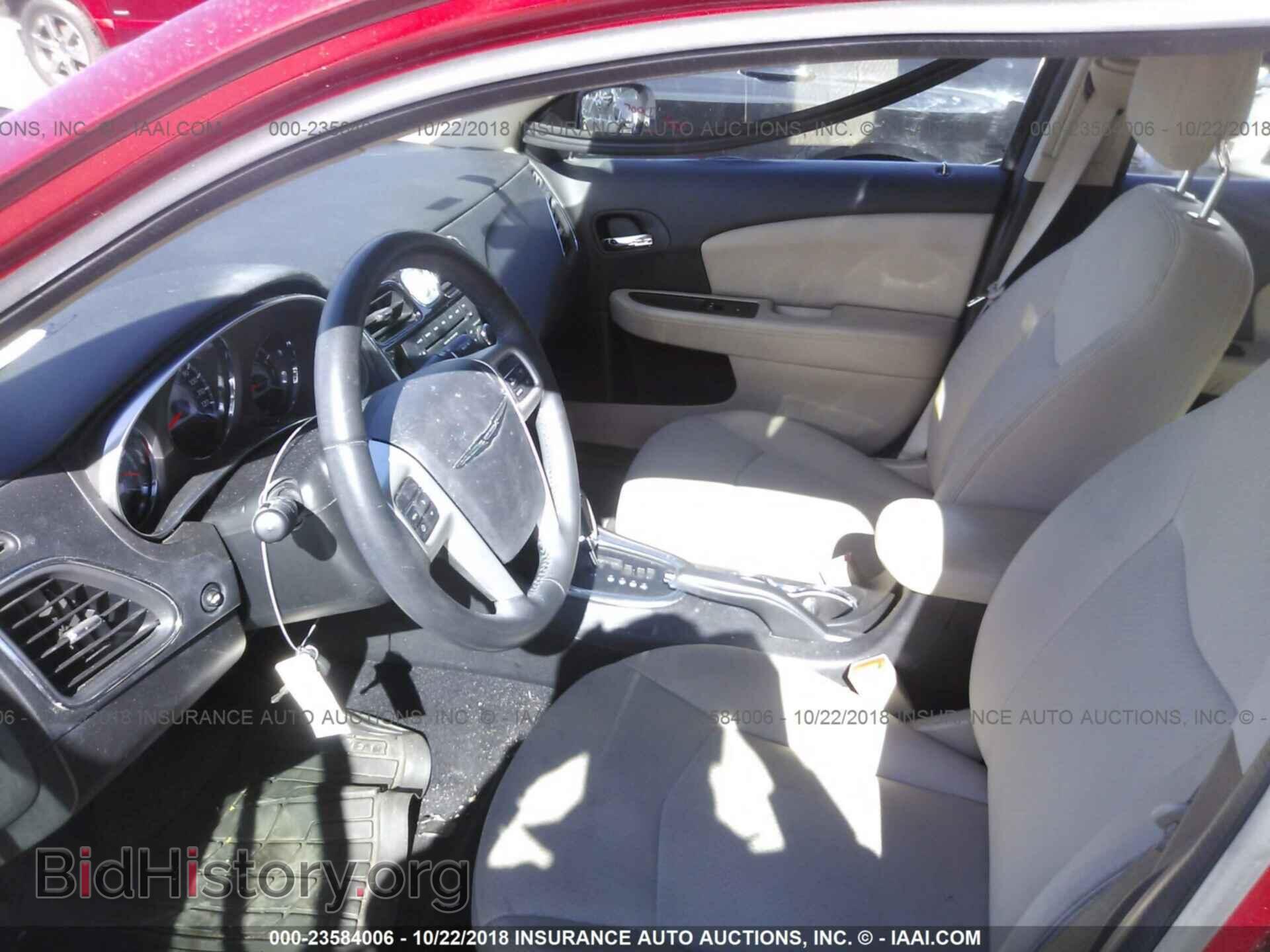 2012 Chrysler 200 - VIN: 1C3CCBBB4CN267264 - Фото 5
