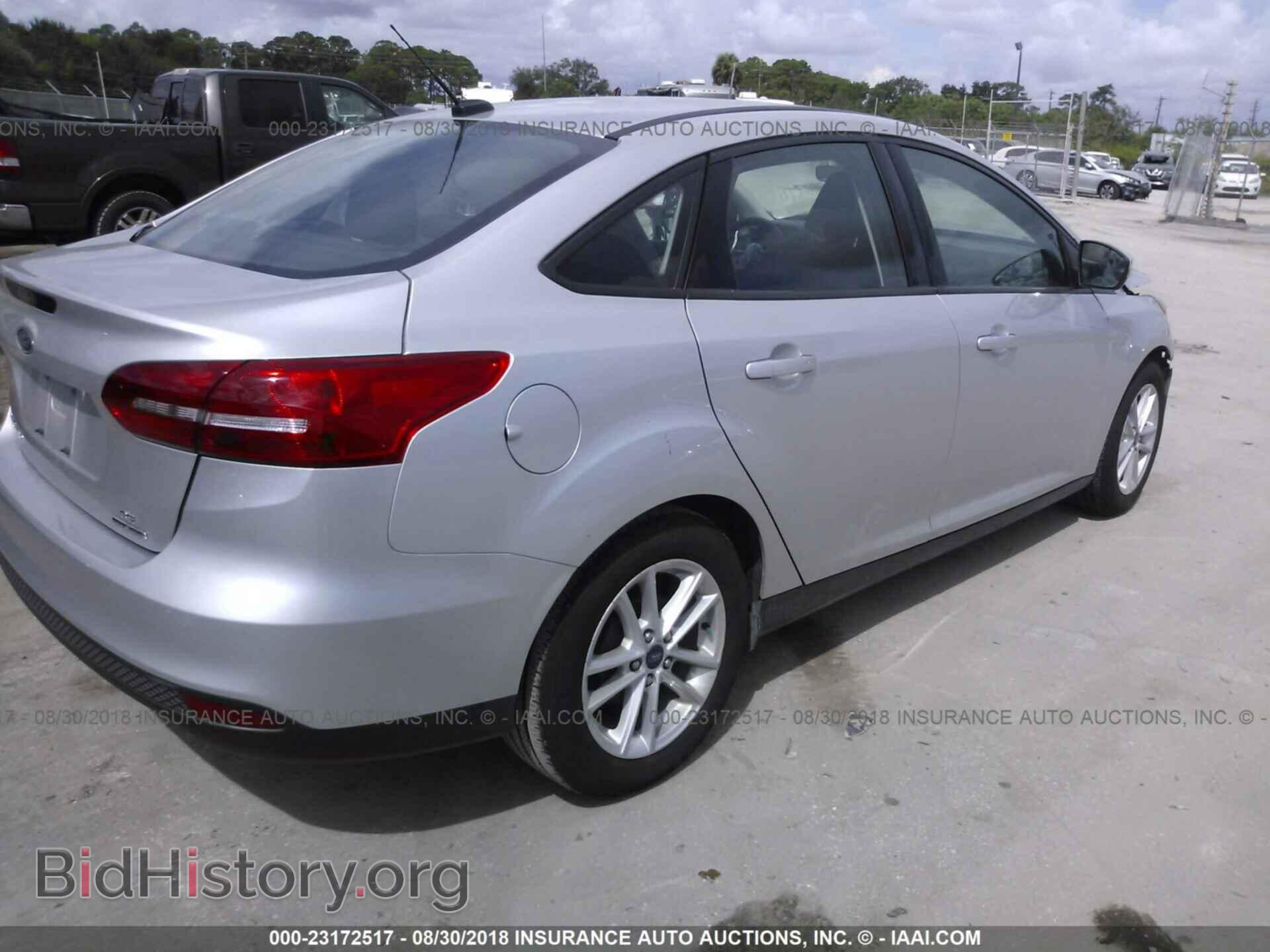 2016 FORD FOCUS - VIN: 1FADP3F27GL398894 - Photo 4