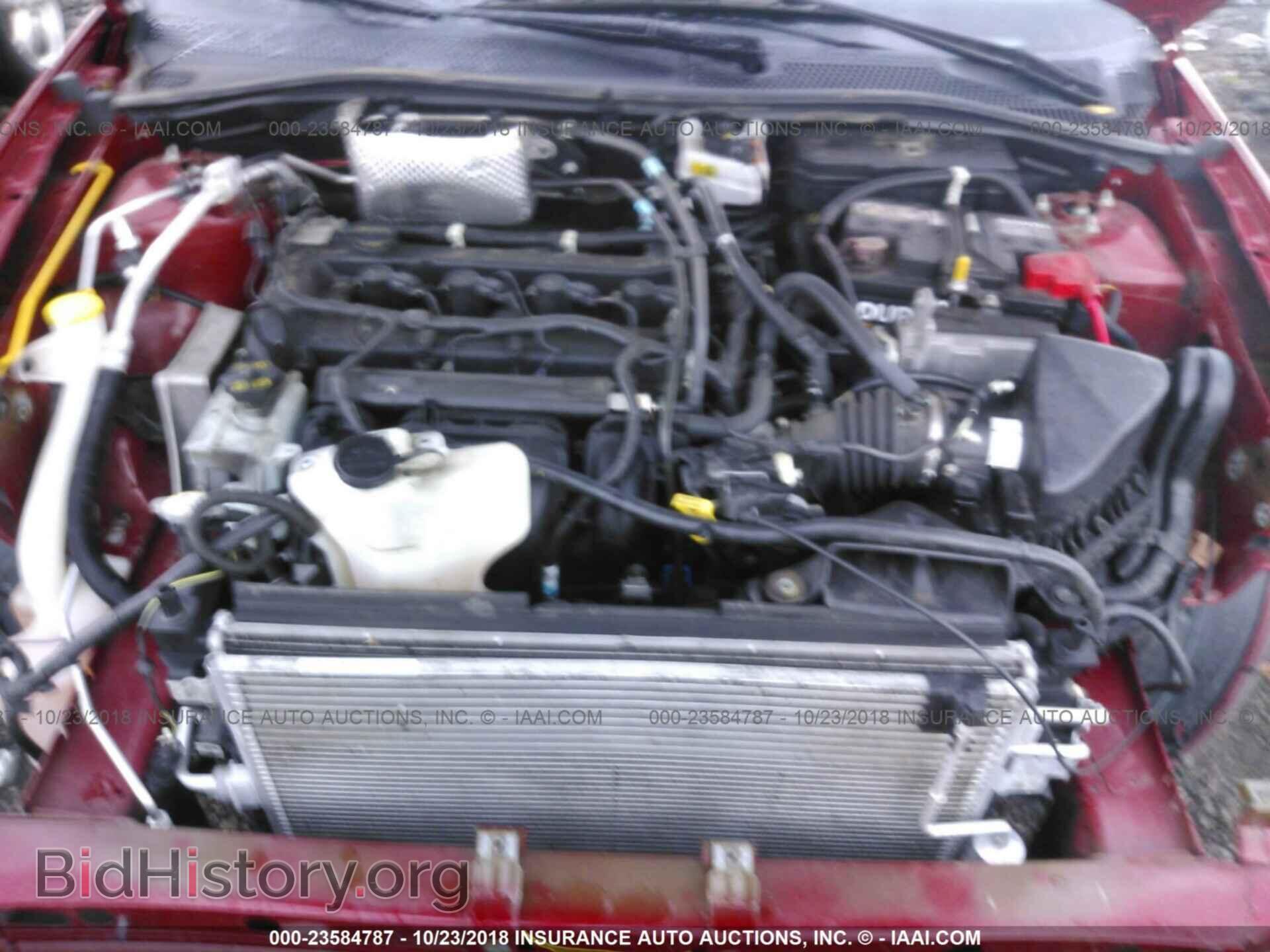 2011 Ford Focus - VIN: 1FAHP3FN8BW161835 - Фото 10