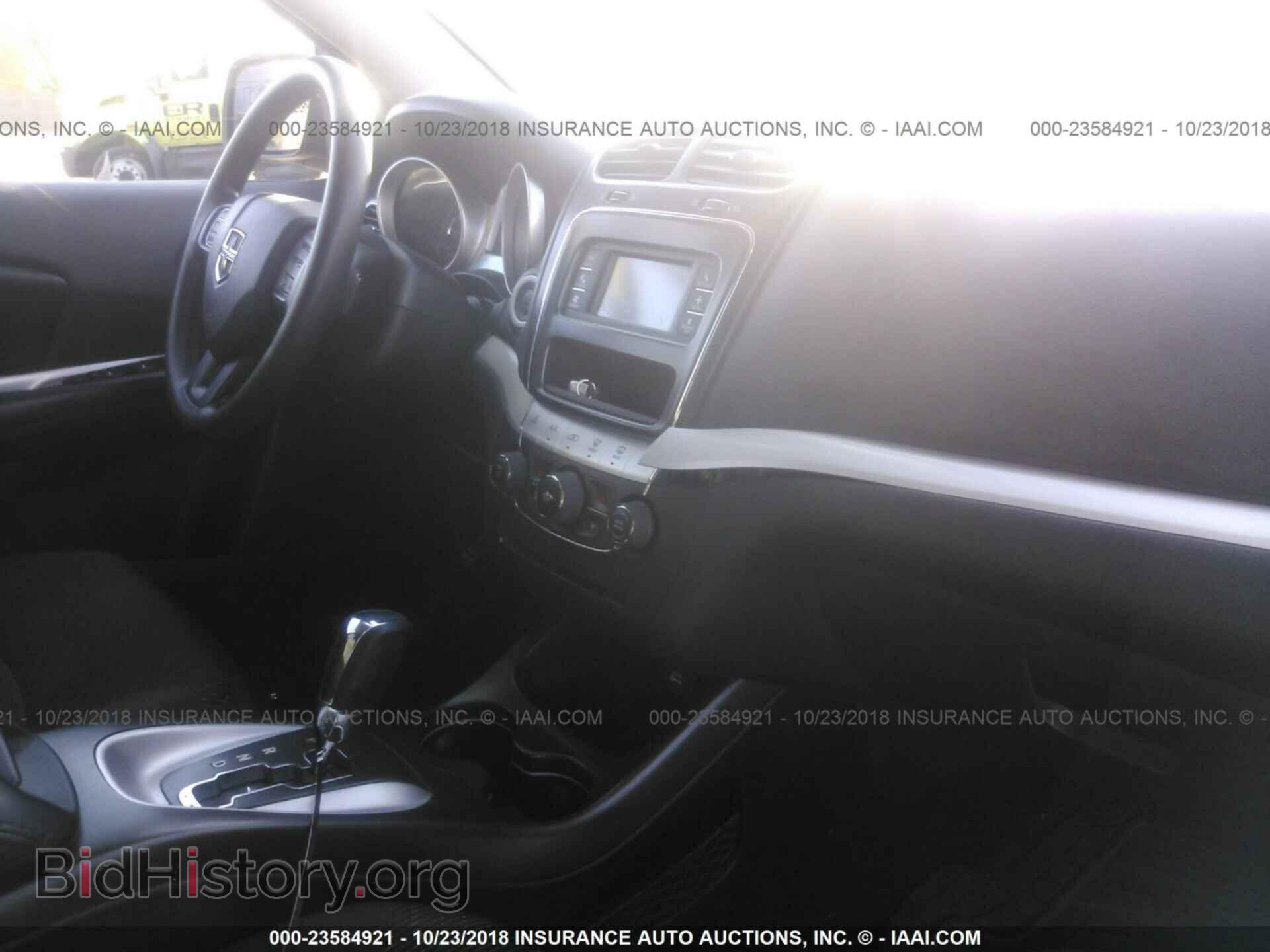 2012 Dodge Journey - VIN: 3C4PDCBB2CT323508 - Photo 5