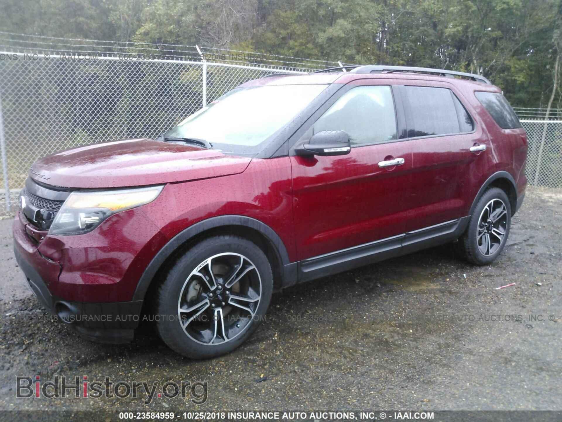 2014 Ford Explorer - VIN: 1FM5K8GT2EGA86436 - Photo 2