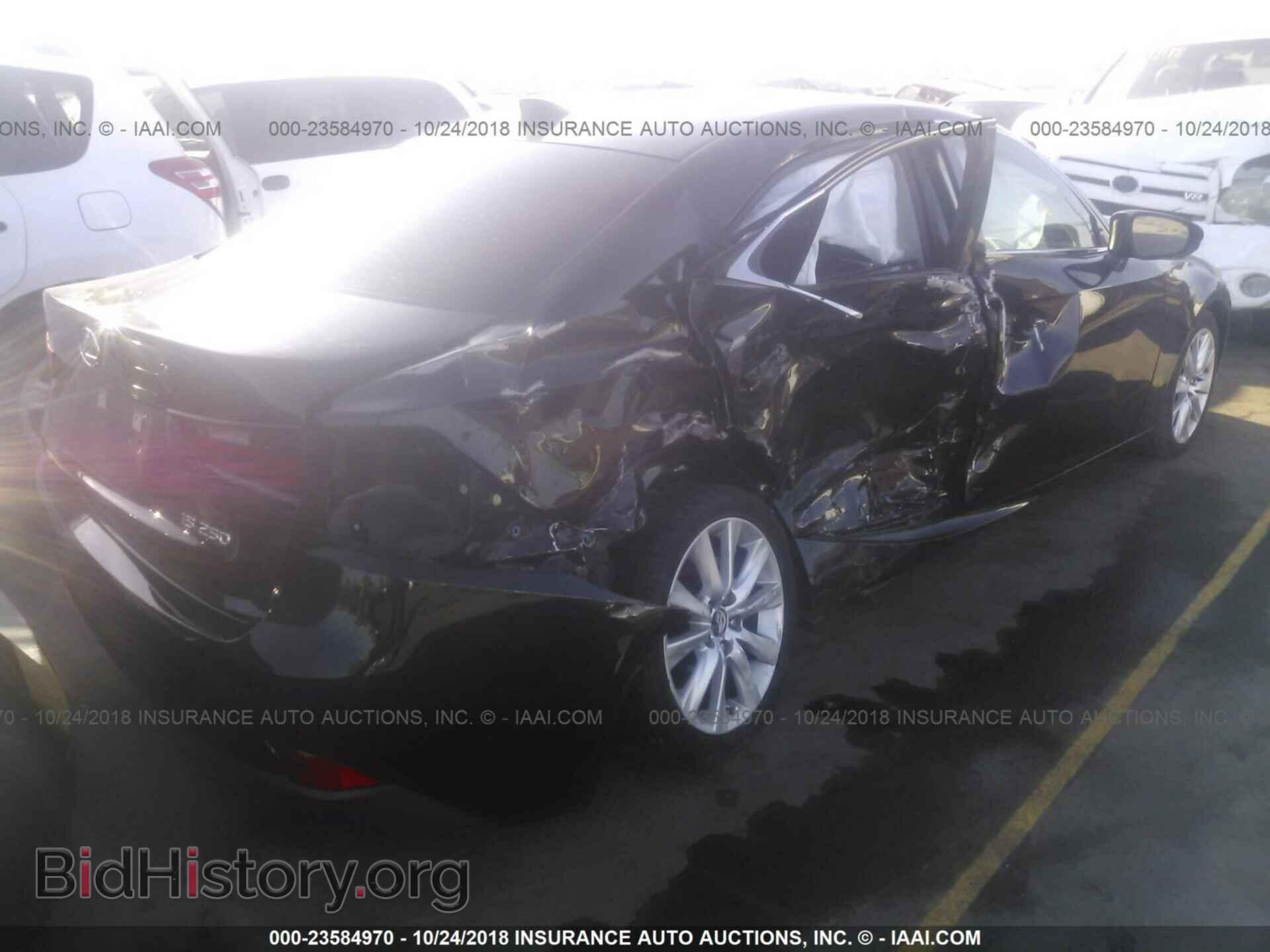 2014 Lexus Is - VIN: JTHBF1D29E5015811 - Photo 4