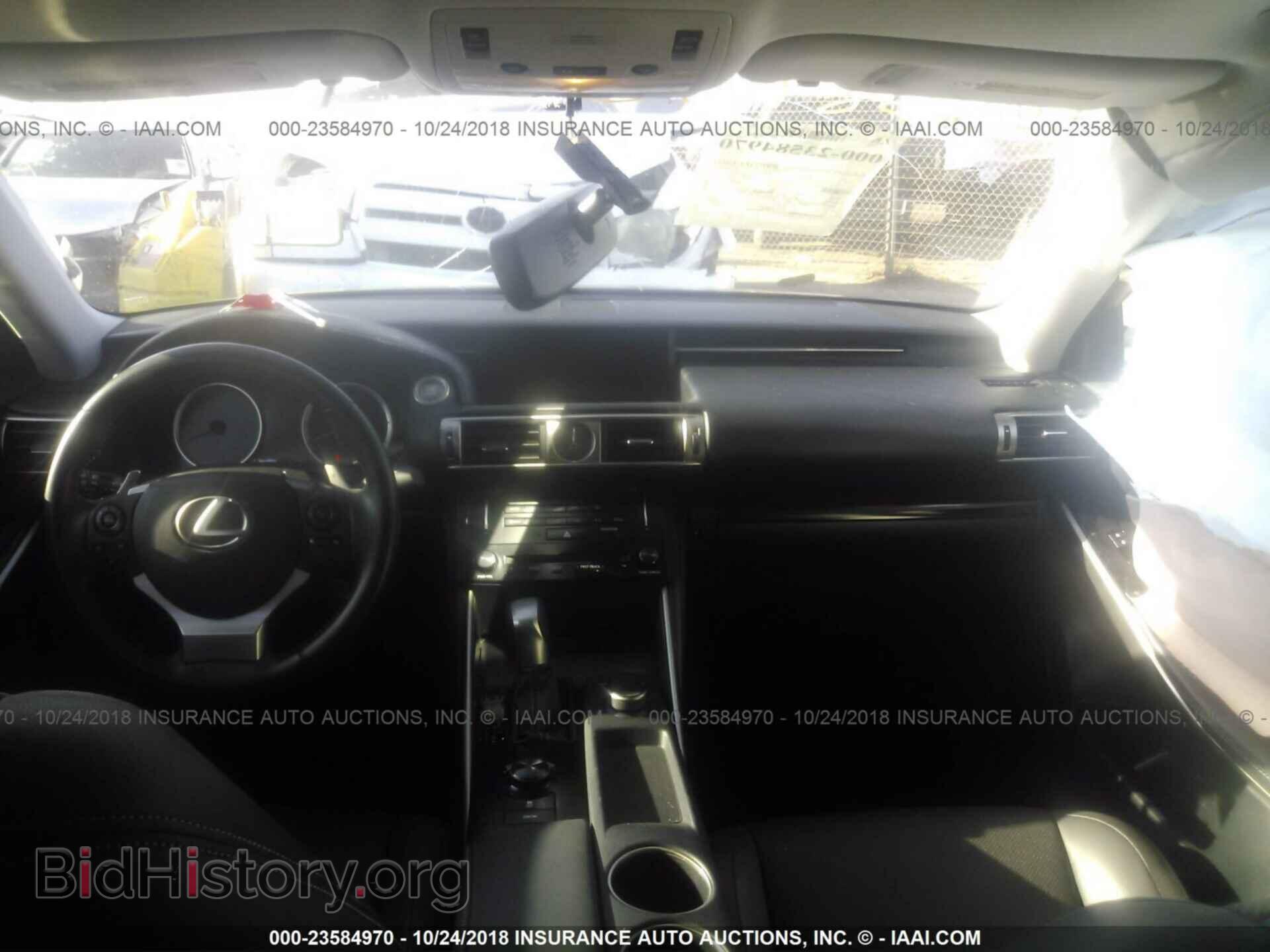 2014 Lexus Is - VIN: JTHBF1D29E5015811 - Photo 5