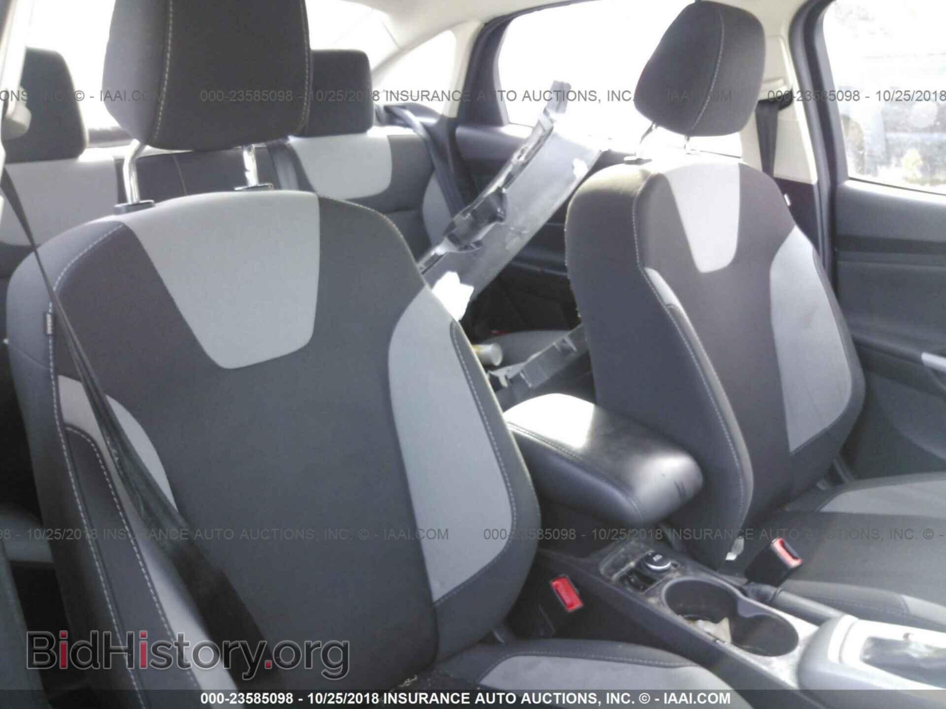 2012 Ford Focus - VIN: 1FAHP3F27CL262003 - Фото 8