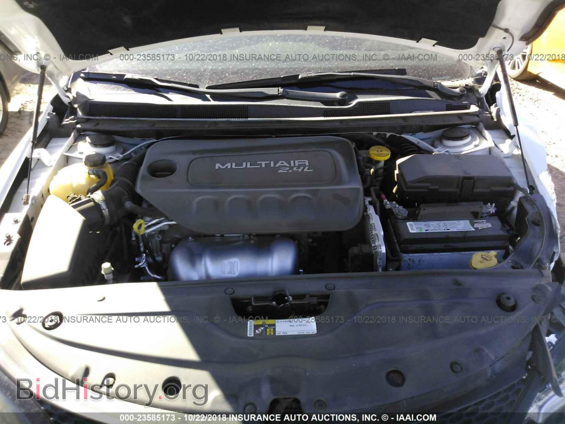 2015 Chrysler 200 - VIN: 1C3CCCBB5FN670664 - Photo 10