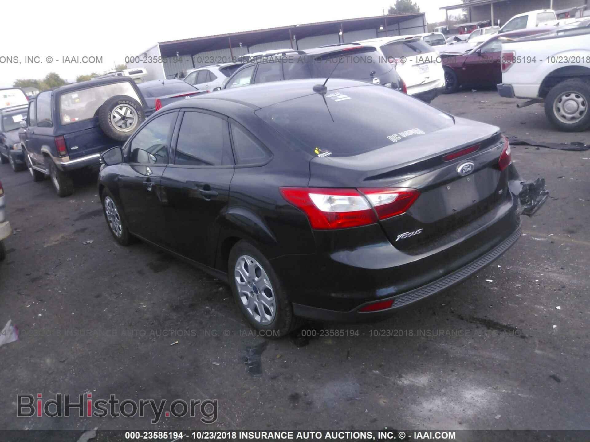 2012 Ford Focus - VIN: 1FAHP3F28CL338134 - Фото 3