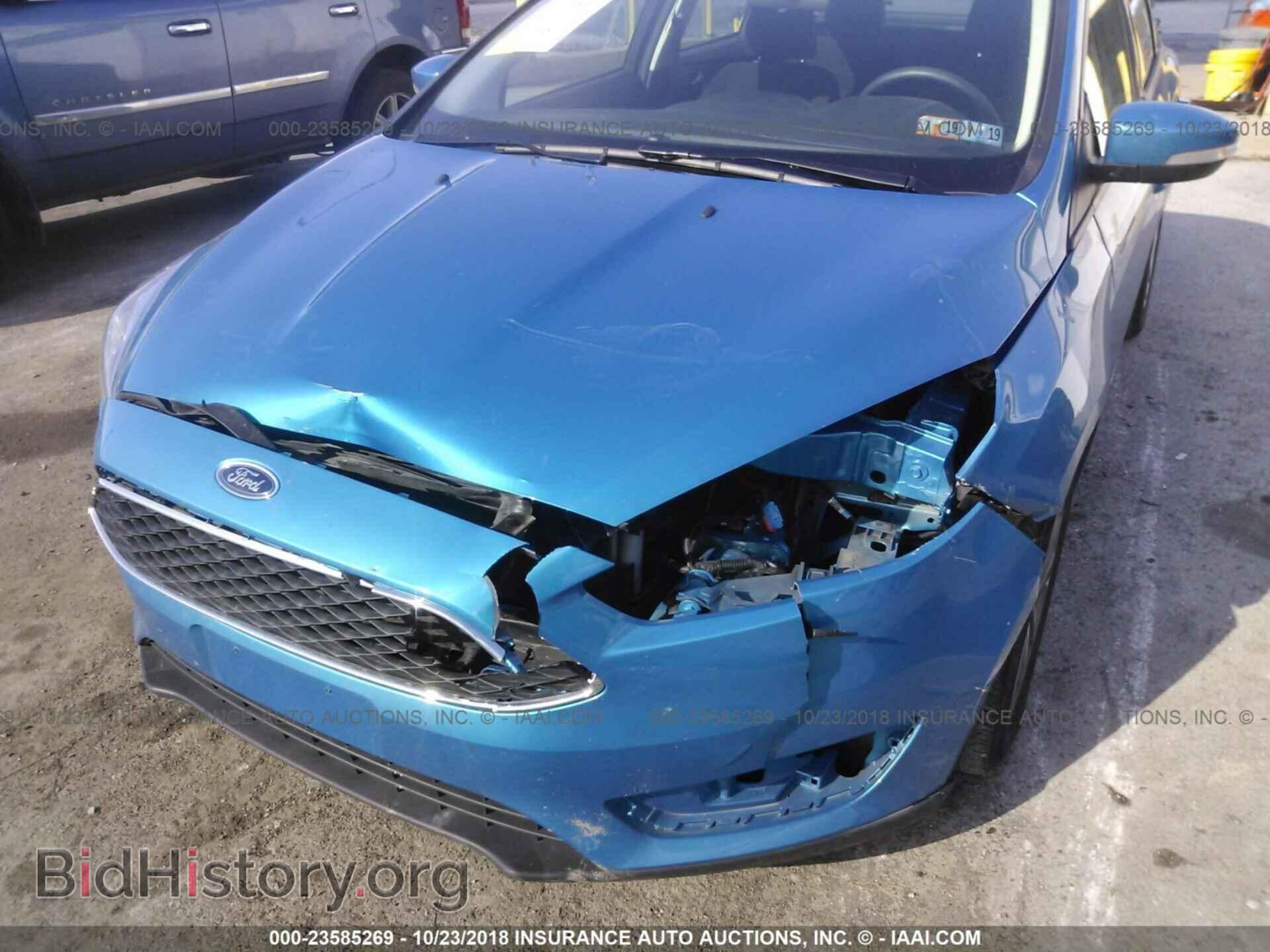 2017 Ford Focus - VIN: 1FADP3F28HL220817 - Photo 6