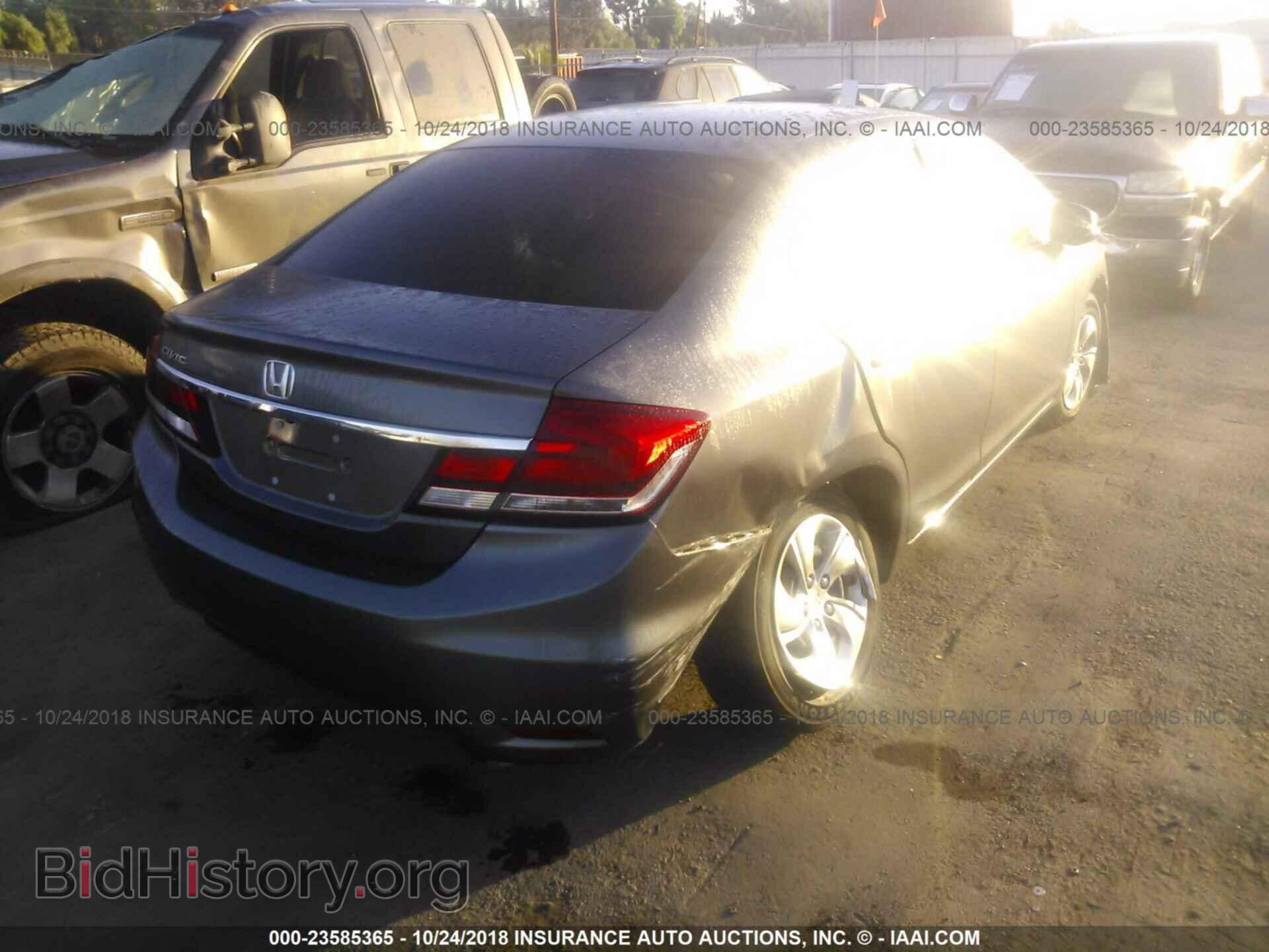 2013 Honda Civic - VIN: 19XFB2F59DE282803 - Фото 4