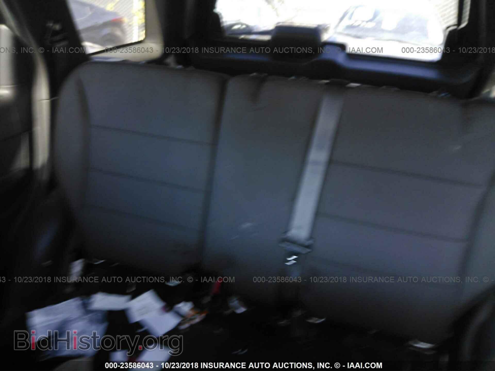 2011 Ford Escape - VIN: 1FMCU0DG9BKB04076 - Photo 8