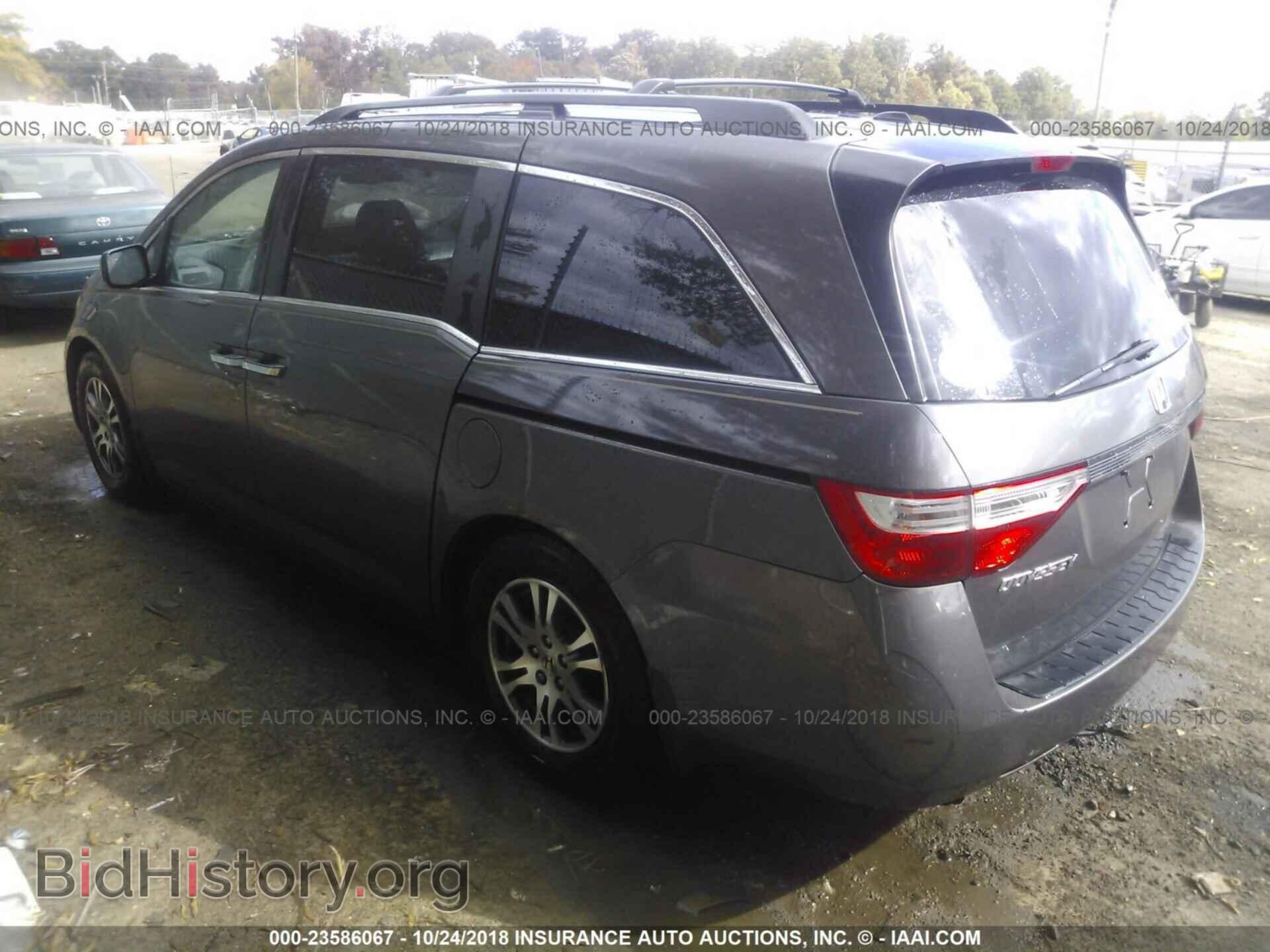 2012 Honda Odyssey - VIN: 5FNRL5H63CB037716 - Фото 3