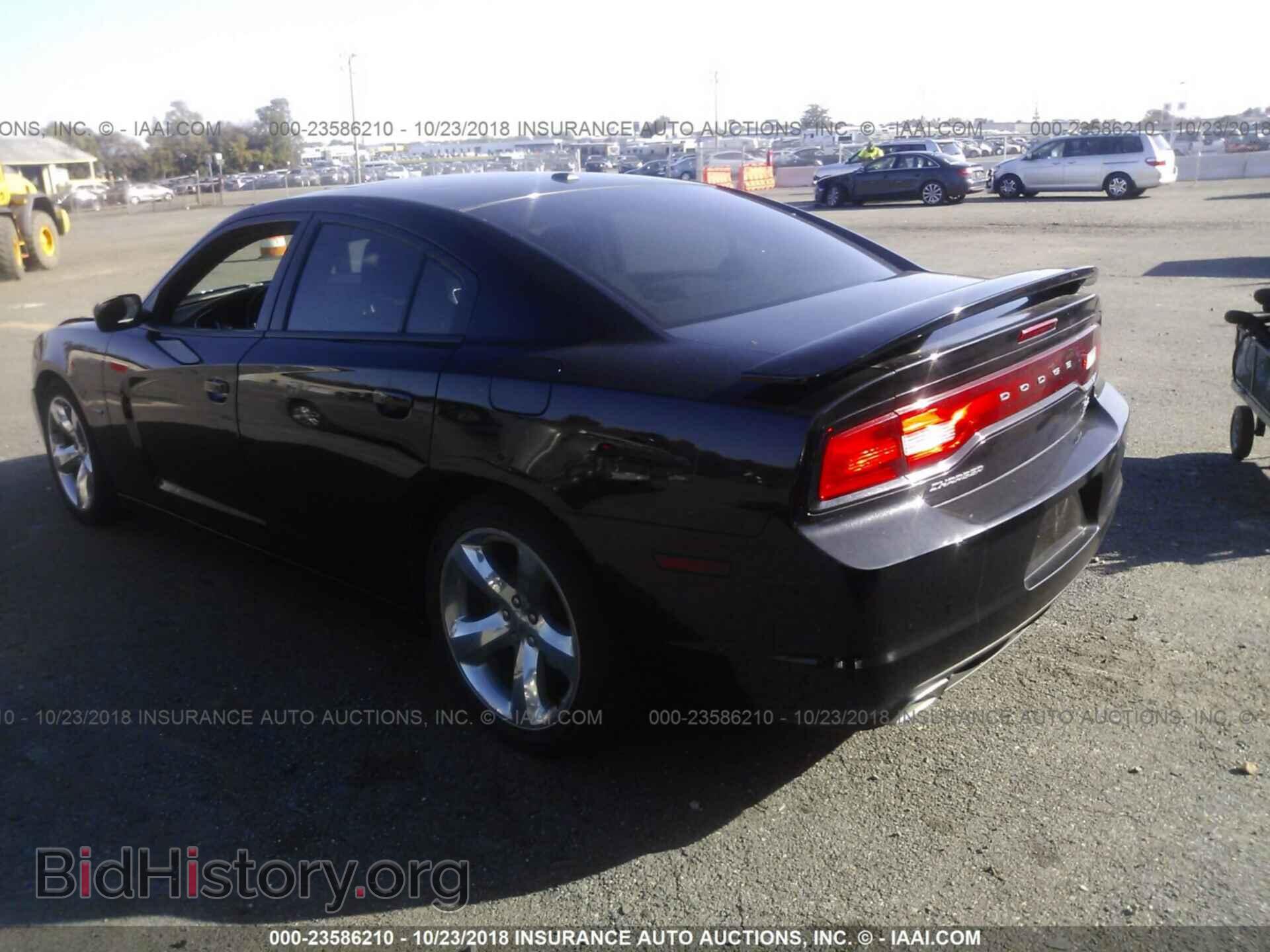 2012 Dodge Charger - VIN: 2C3CDXCTXCH239401 - Photo 3