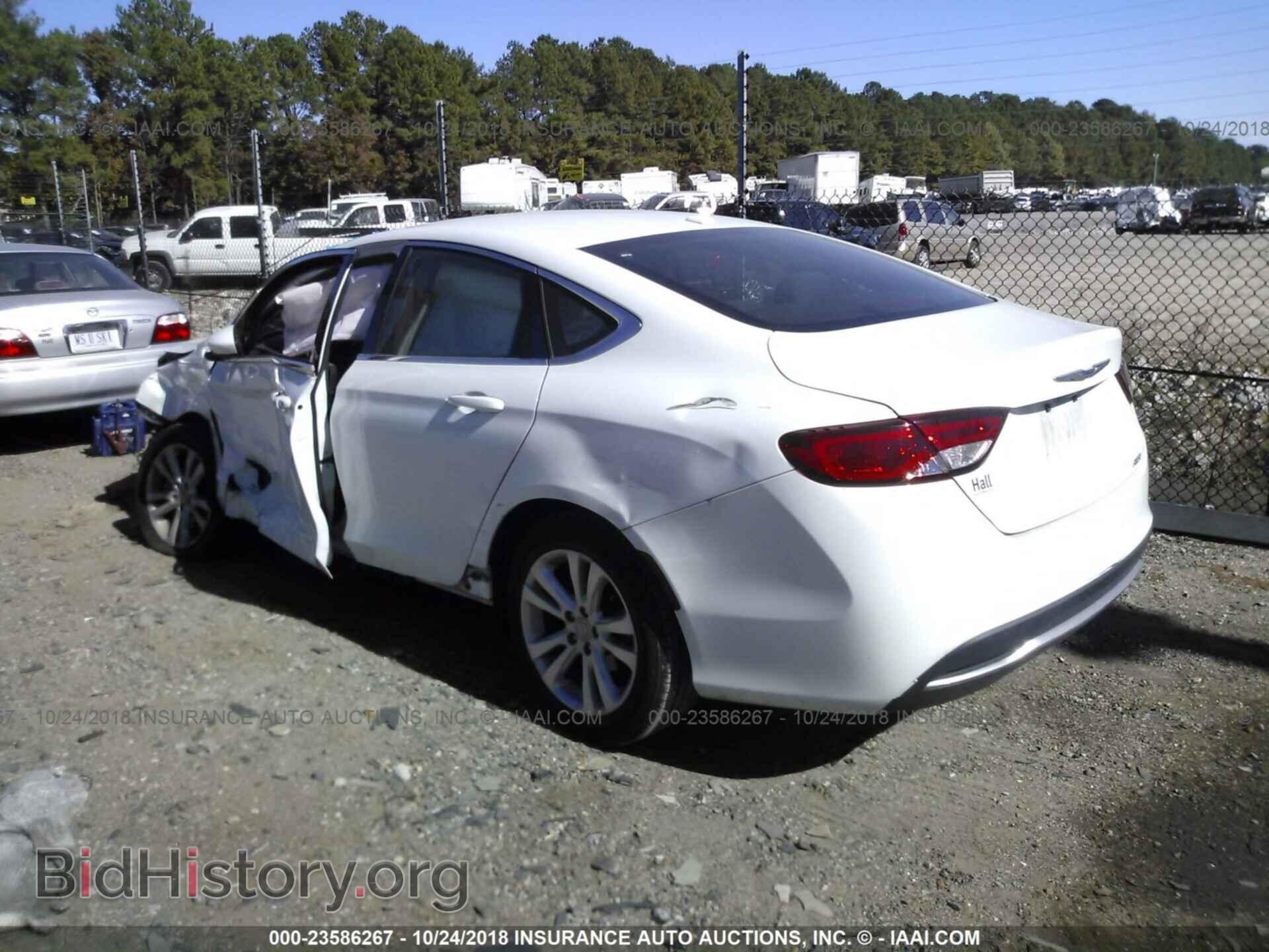 2016 Chrysler 200 - VIN: 1C3CCCAB7GN104220 - Фото 3