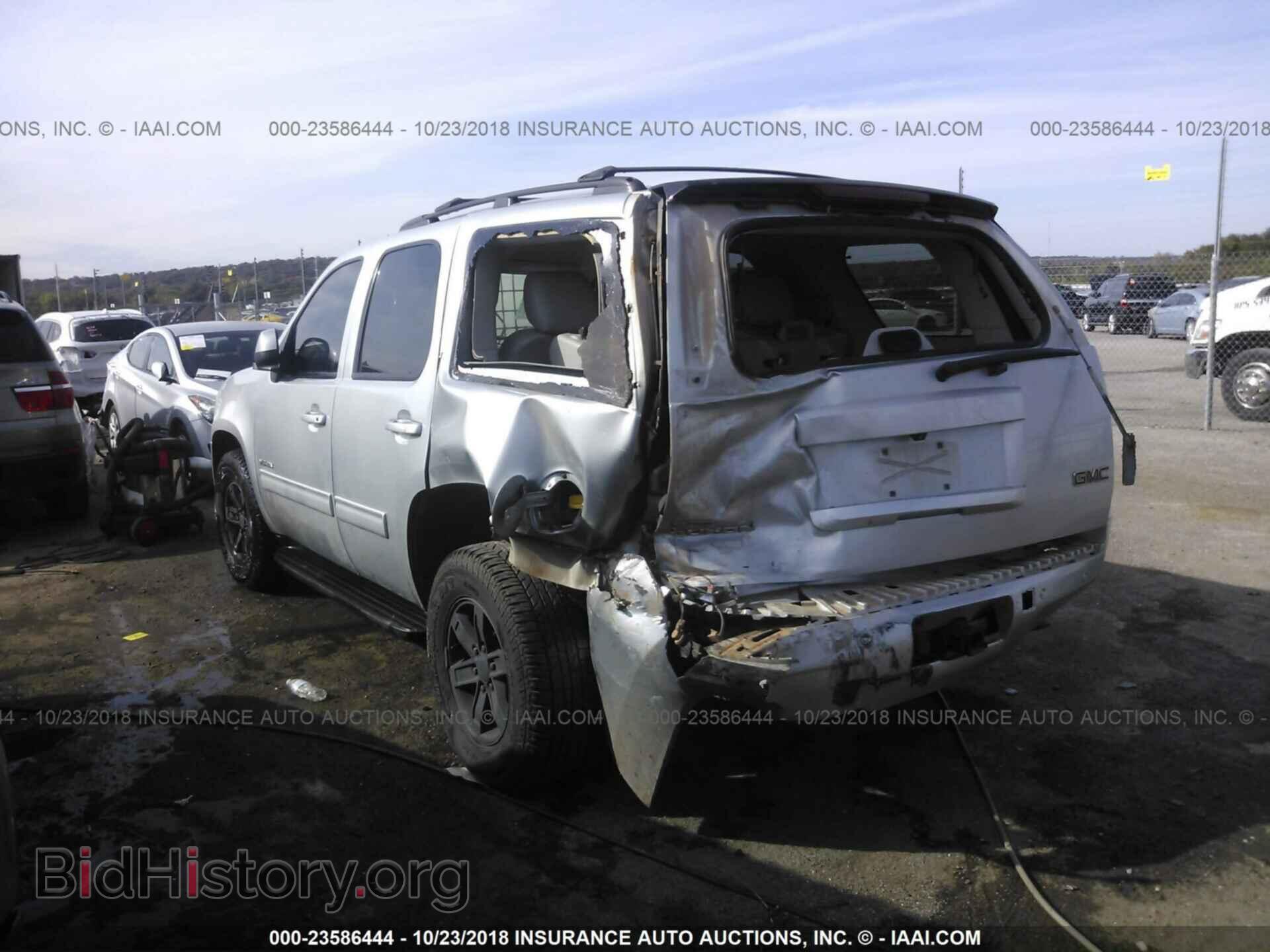 2012 GMC YUKON - VIN: 1GKS2CE02CR152606 - Photo 3