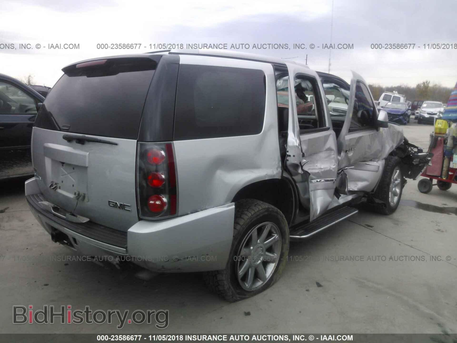 2010 GMC YUKON - VIN: 1GKUKEEF7AR202471 - Фото 4