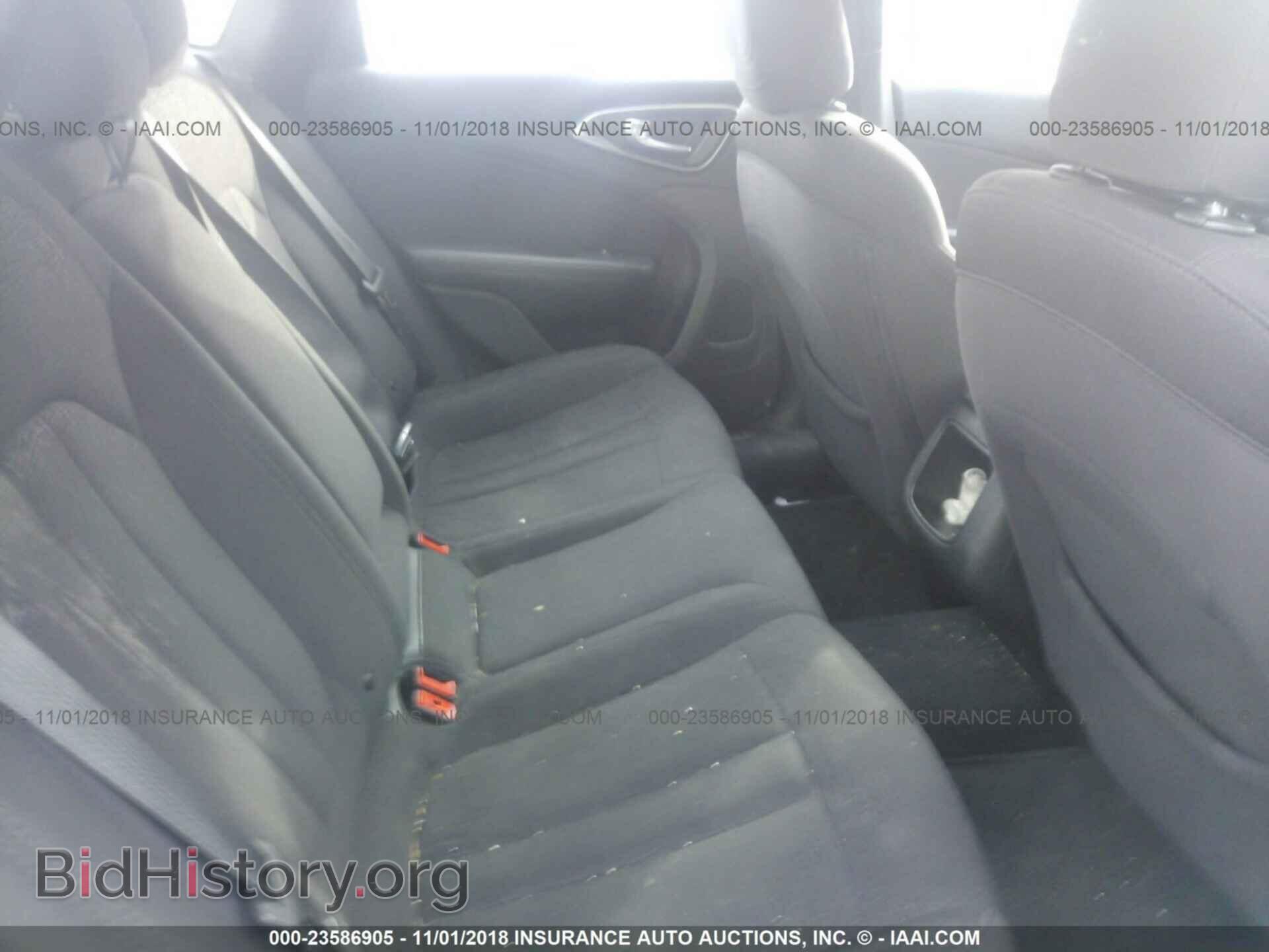 2015 Chrysler 200 - VIN: 1C3CCCAB0FN669875 - Photo 8