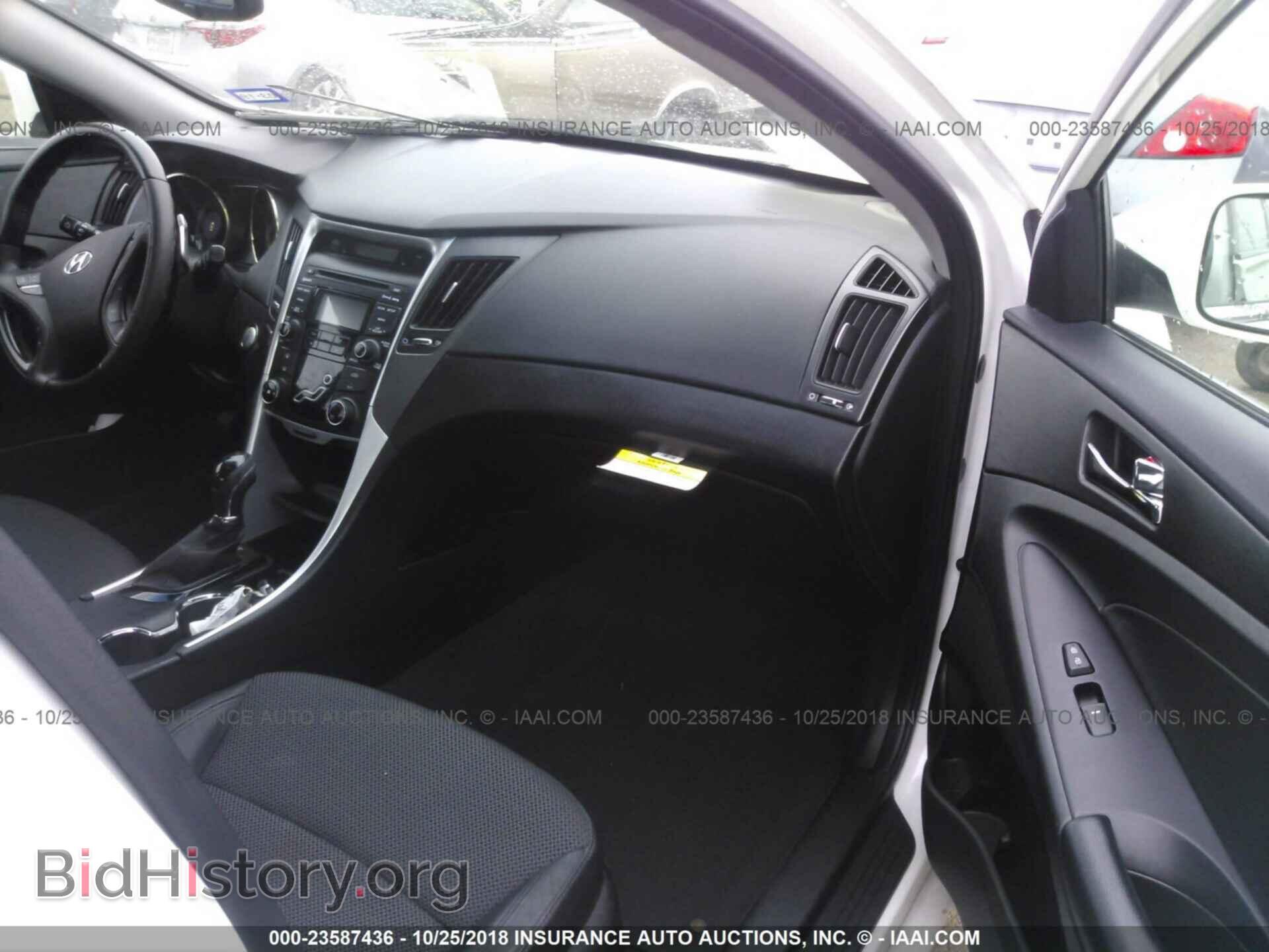 2012 Hyundai Sonata - VIN: 5NPEC4AC2CH451466 - Photo 5
