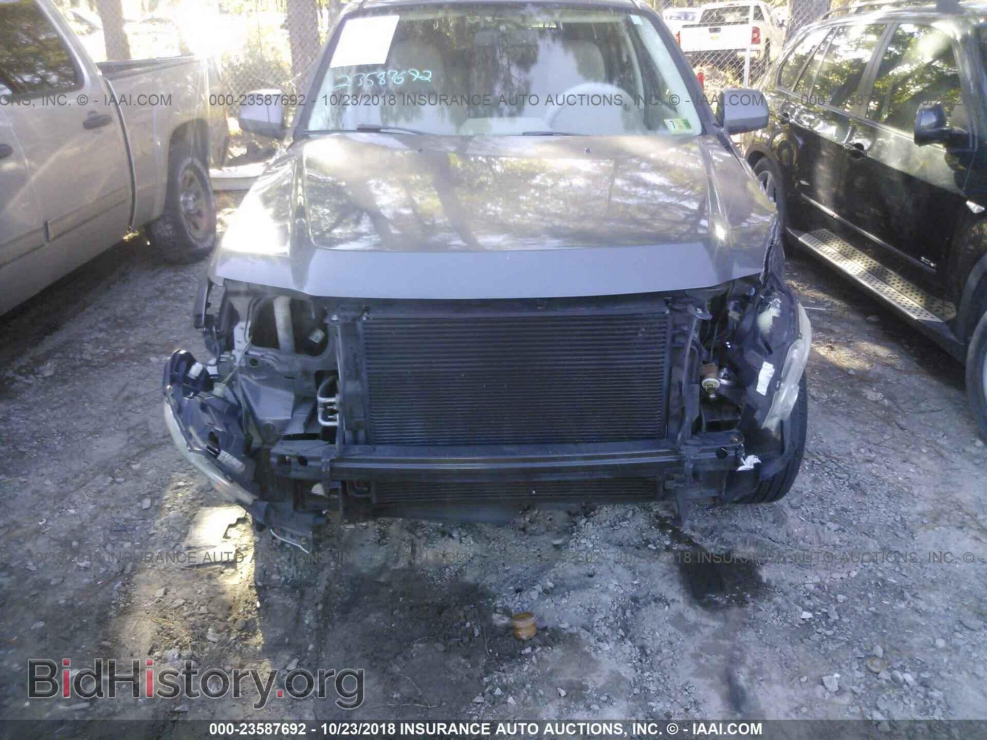 2011 Ford Escape - VIN: 1FMCU9EG1BKC43282 - Фото 6