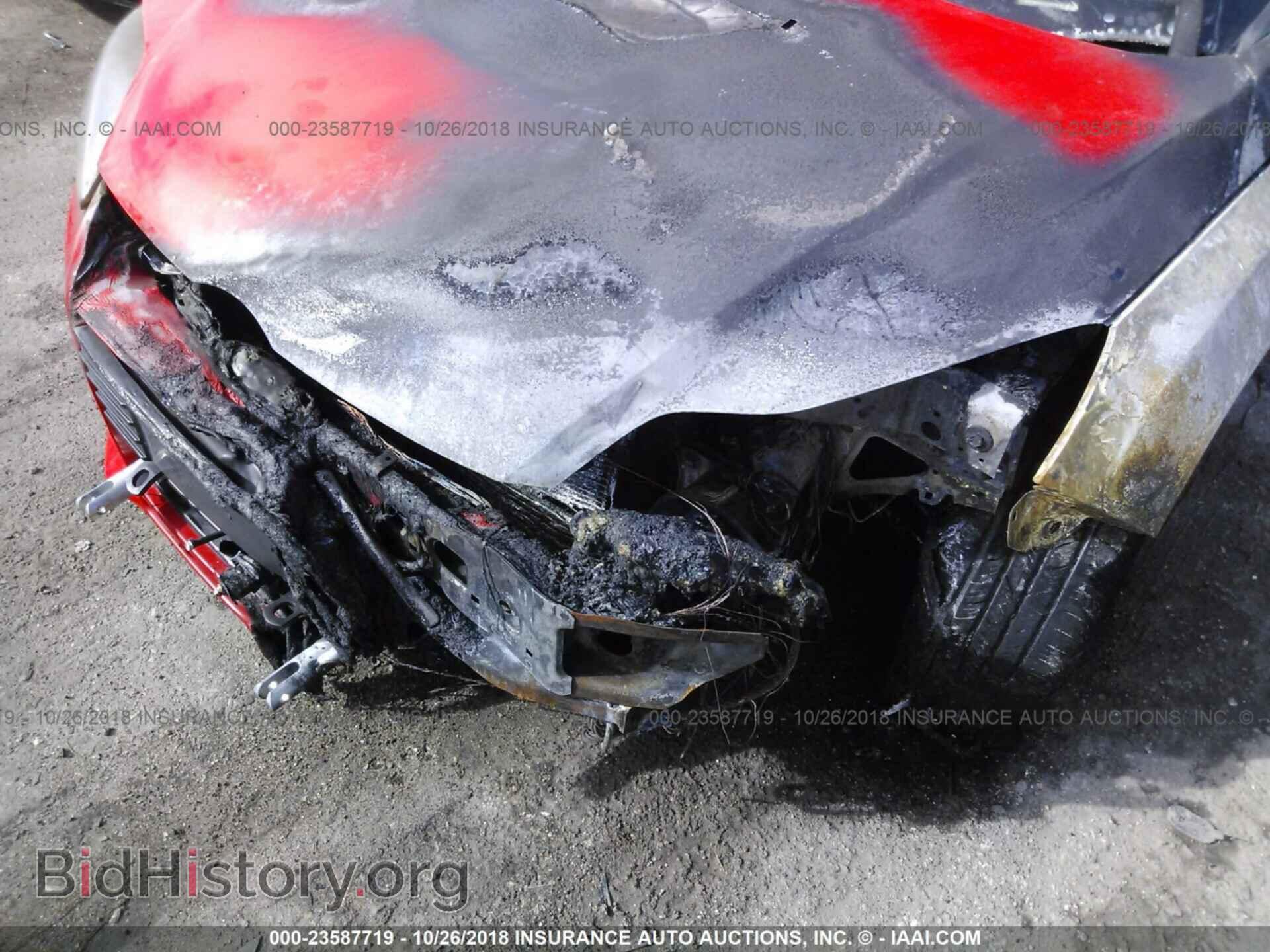 2012 Ford Focus - VIN: 1FAHP3H2XCL463410 - Photo 6