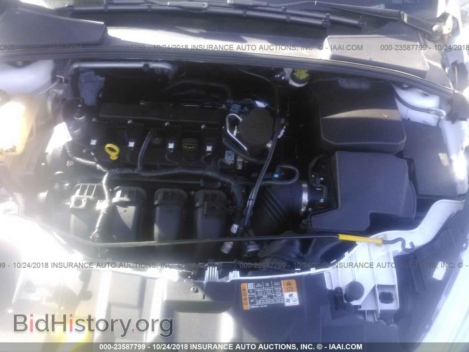 2016 Ford Focus - VIN: 1FADP3F21GL255925 - Photo 10