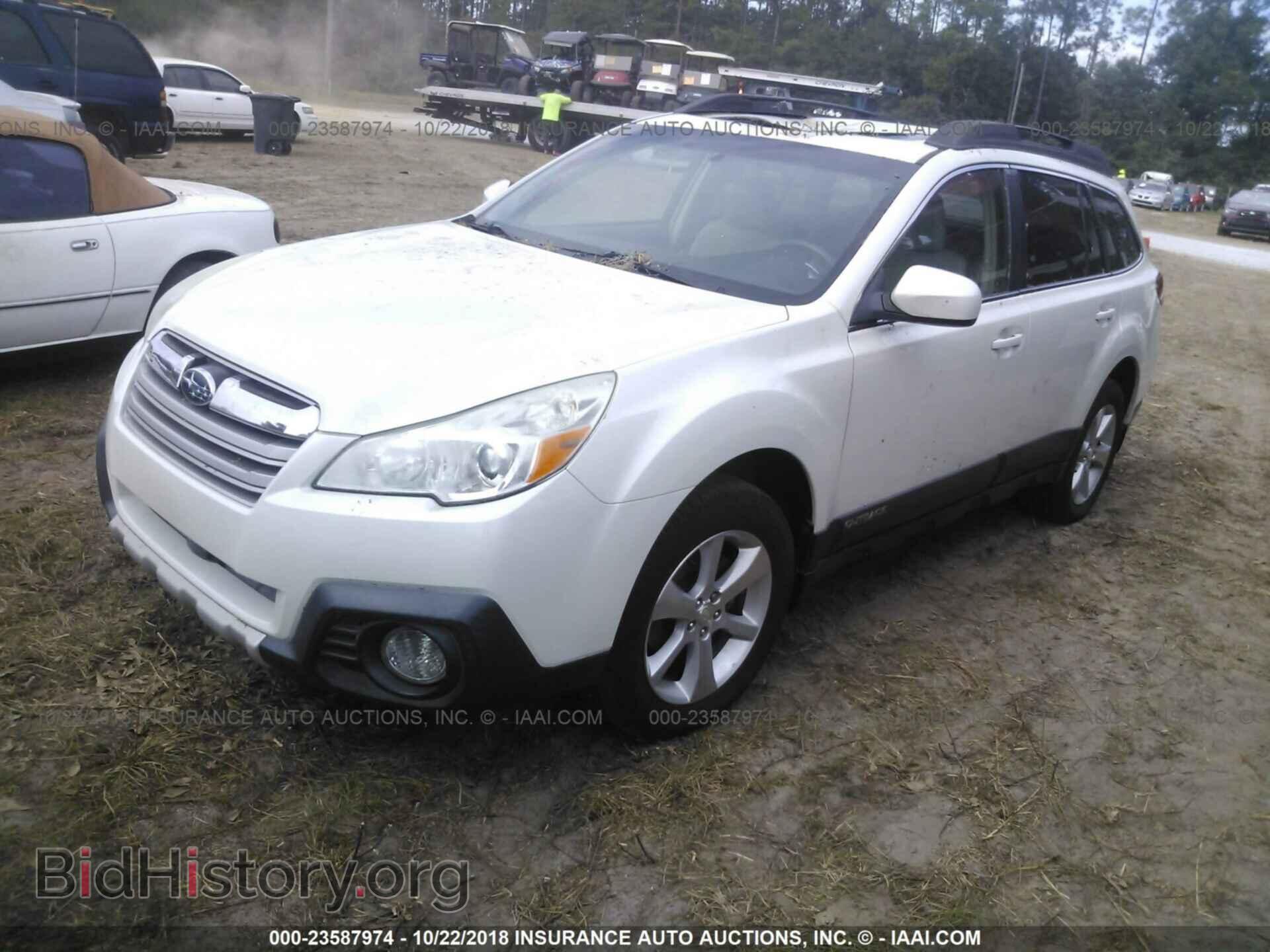 2013 Subaru Outback - VIN: 4S4BRCKC4D3235332 - Фото 2