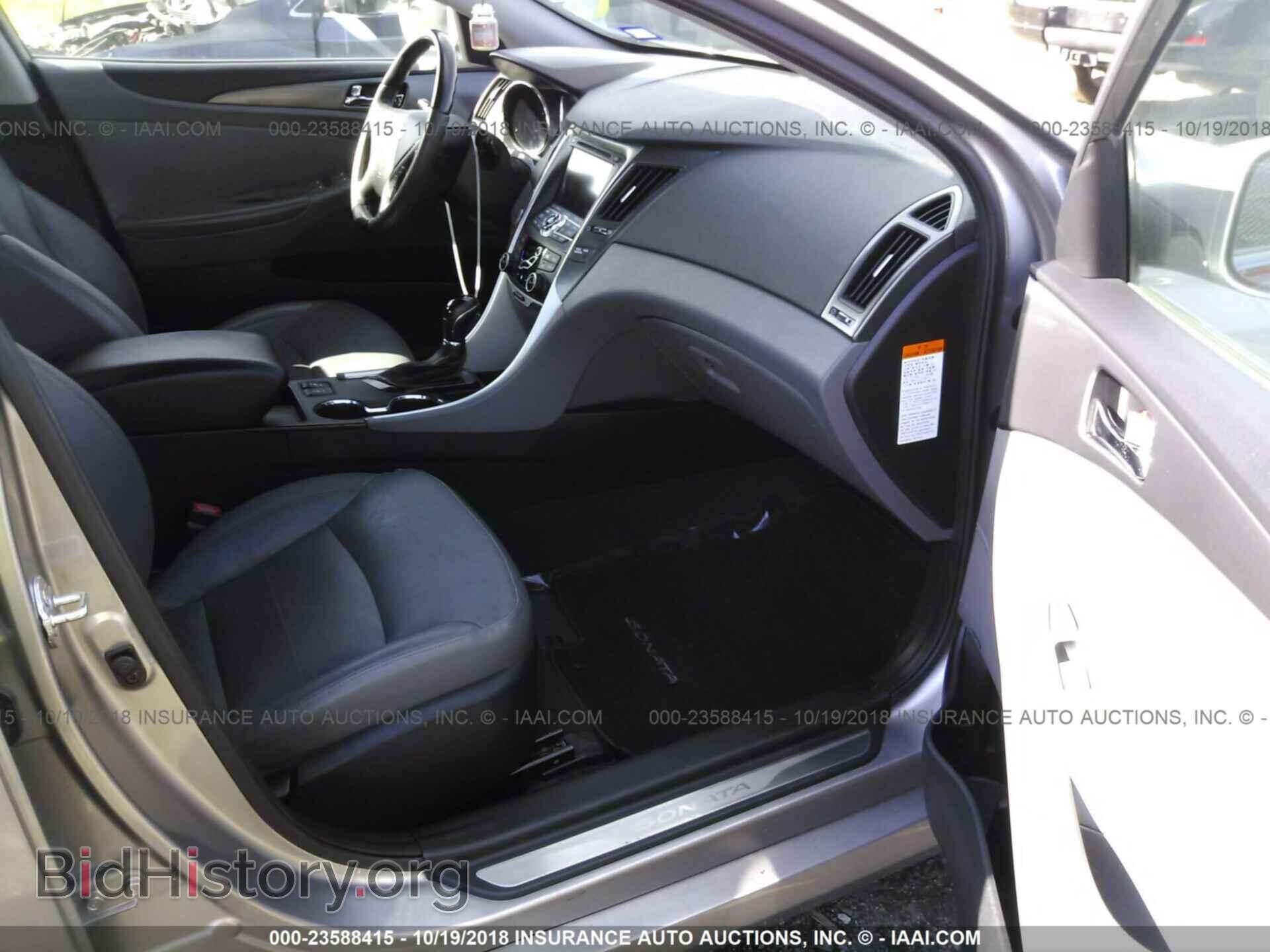 2012 Hyundai Sonata - VIN: KMHEC4A4XCA031031 - Фото 5