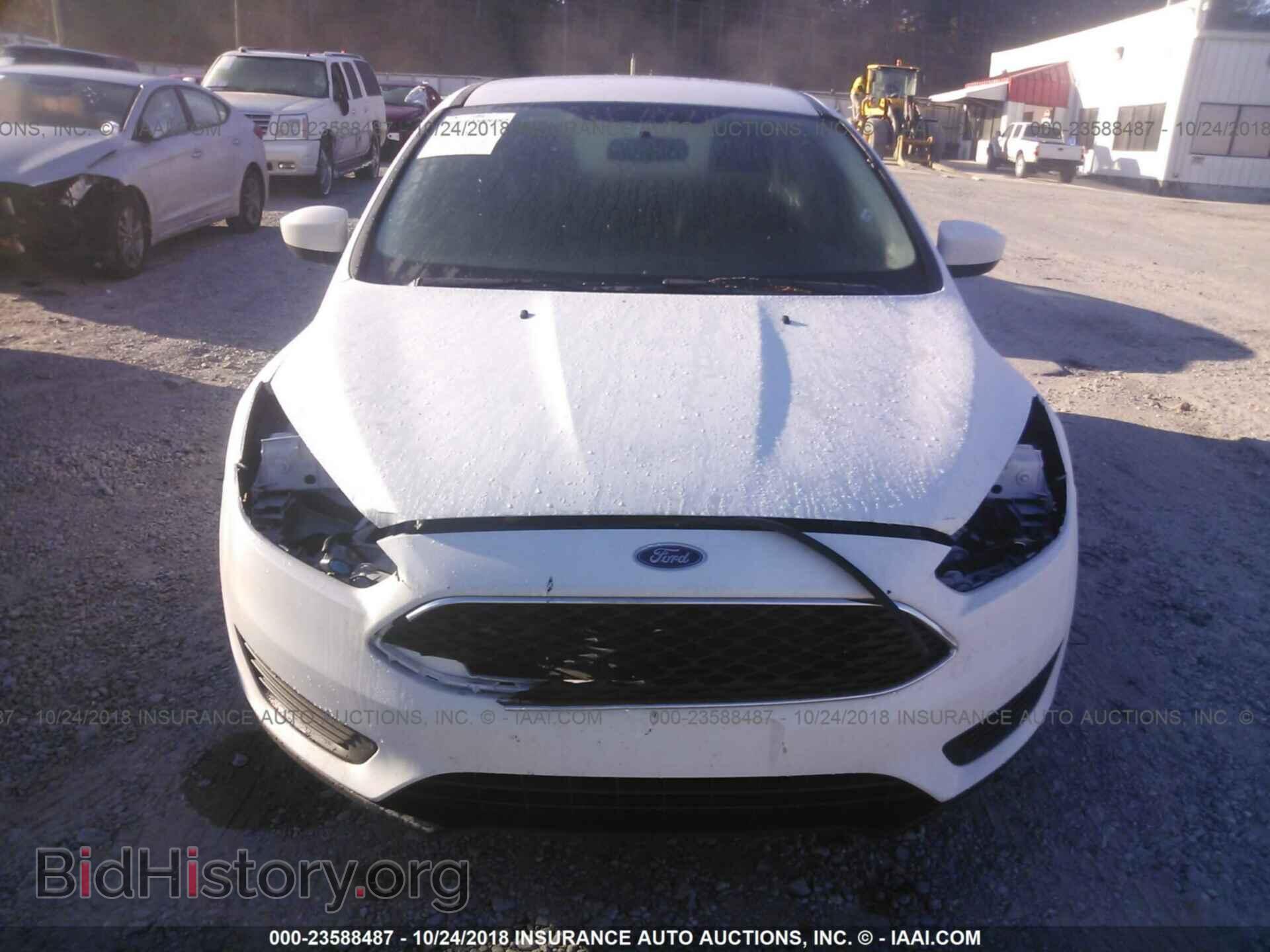 2018 Ford Focus - VIN: 1FADP3F28JL295569 - Фото 6